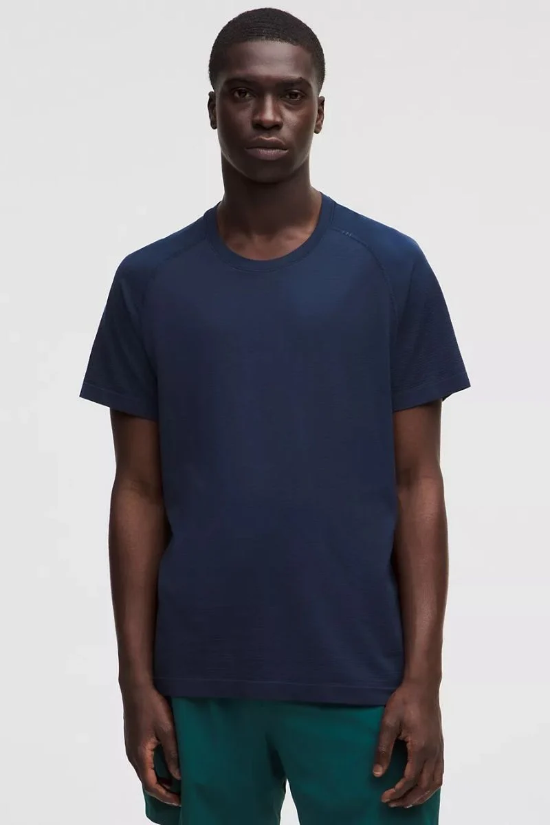 Lululemon Metal Vent Tech
Short Sleeve Club Blue/Club Blue