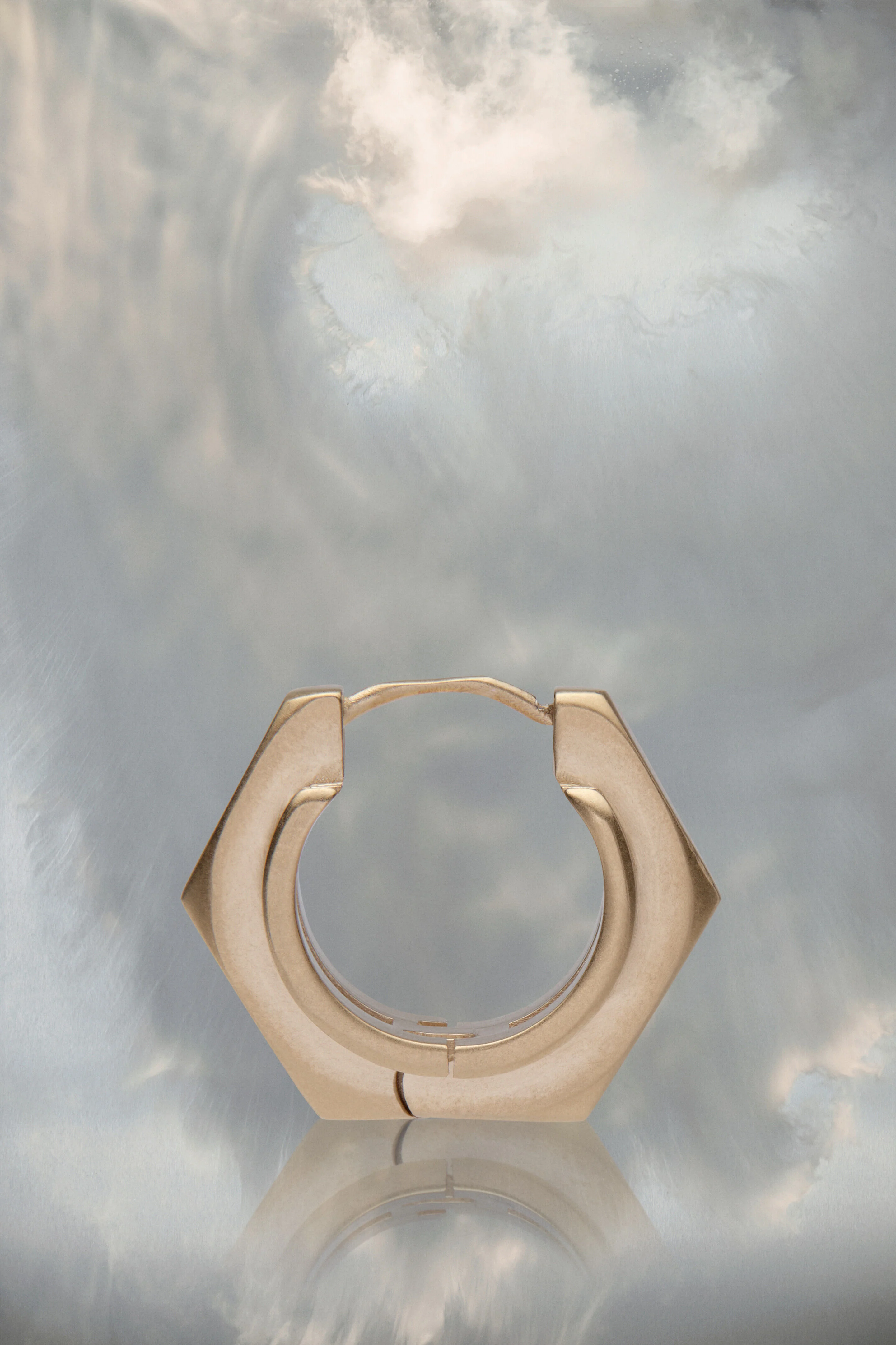 MAISON MARGIELA MEN'S GOLD-PLATED GEOMETRIC EARRINGS - Image 3