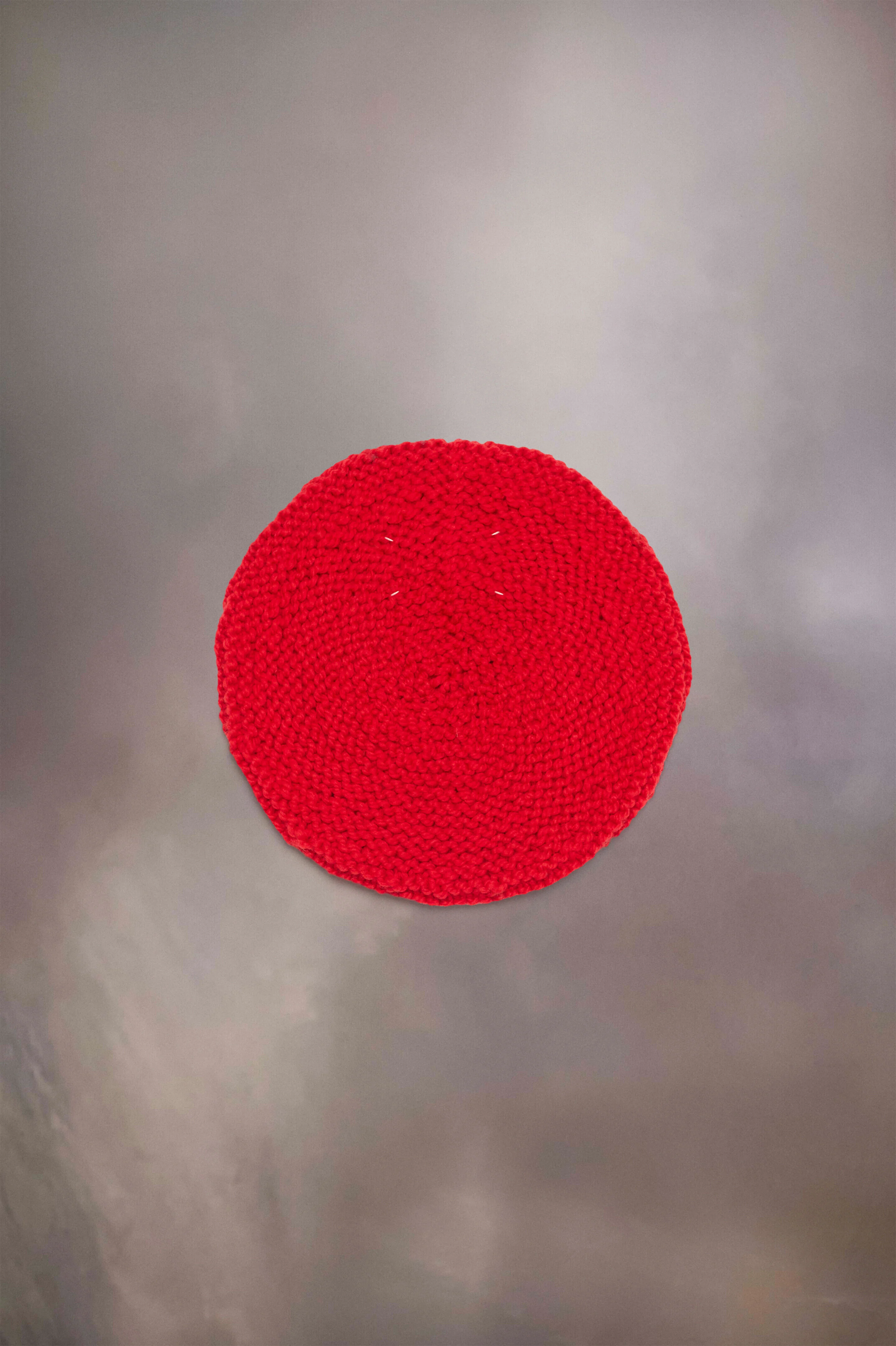 MAISON MARGIELA MEN'S RED KNITTED BERET
