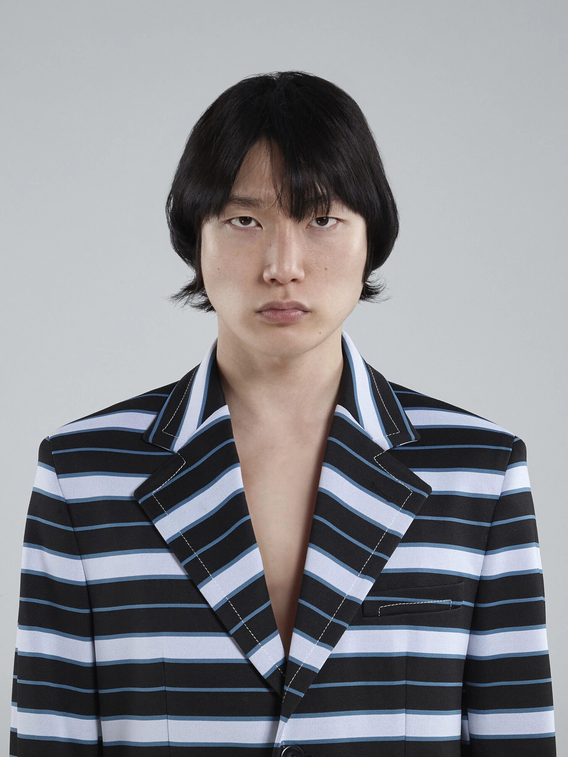 MARNI MEN'S BLACK AND BLUE STRIPED BLAZER - Image 4
