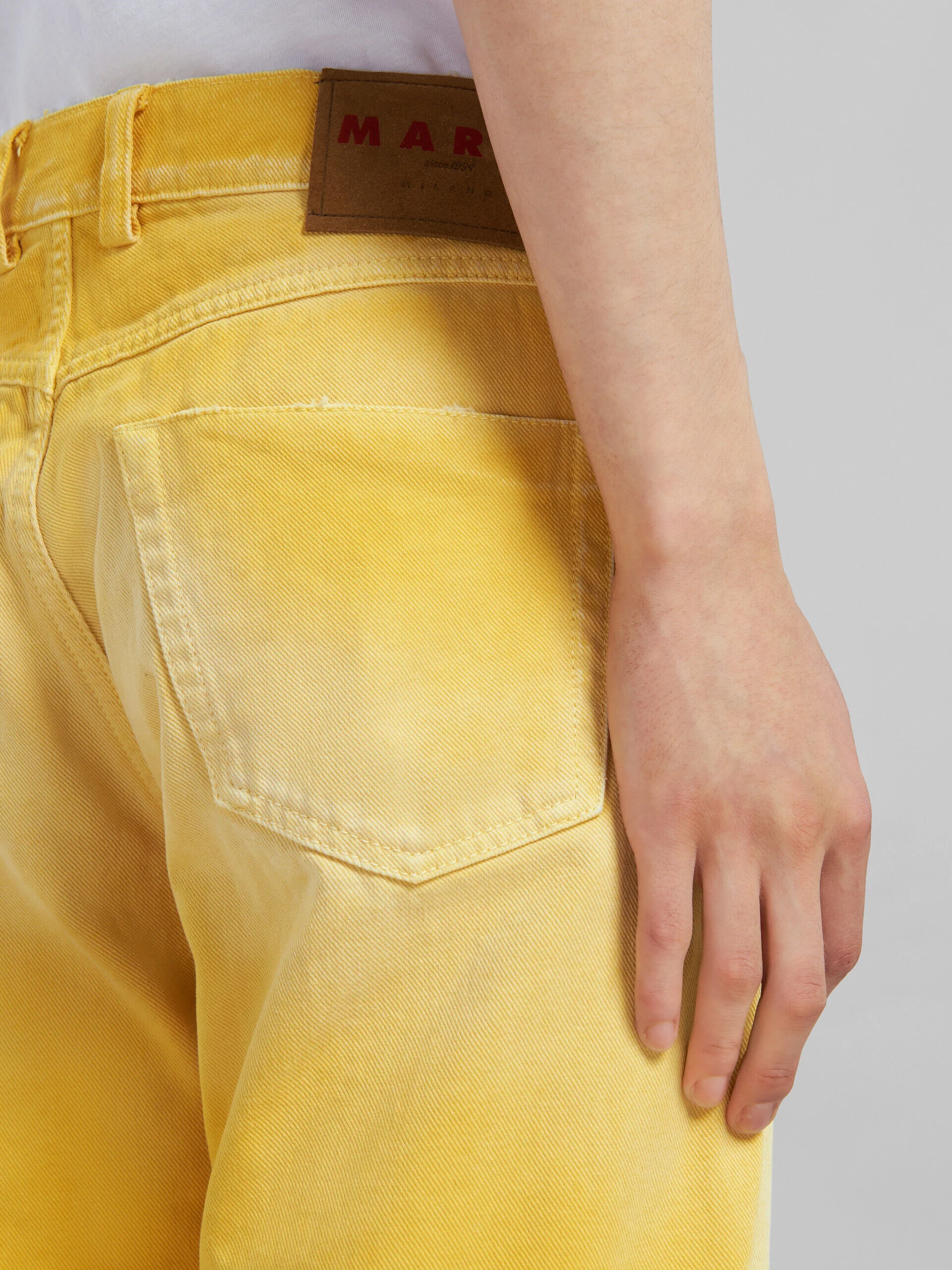 MARNI MEN'S YELLOW STRAIGHT-LEG TROUSERS - Image 4