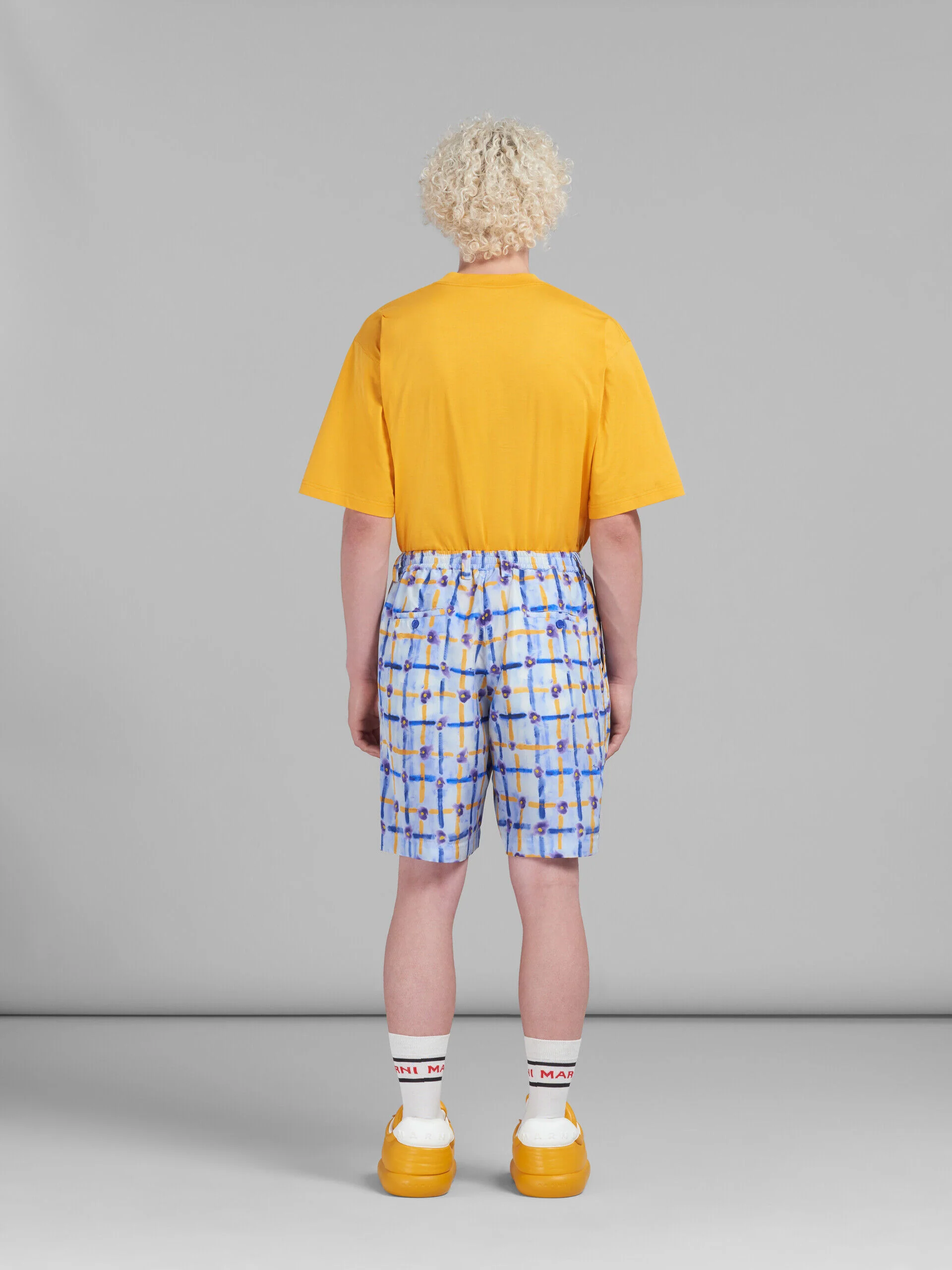 MARNI MEN'S LIGHT BLUE PATTERNED TAILORED SHORTS - Image 3