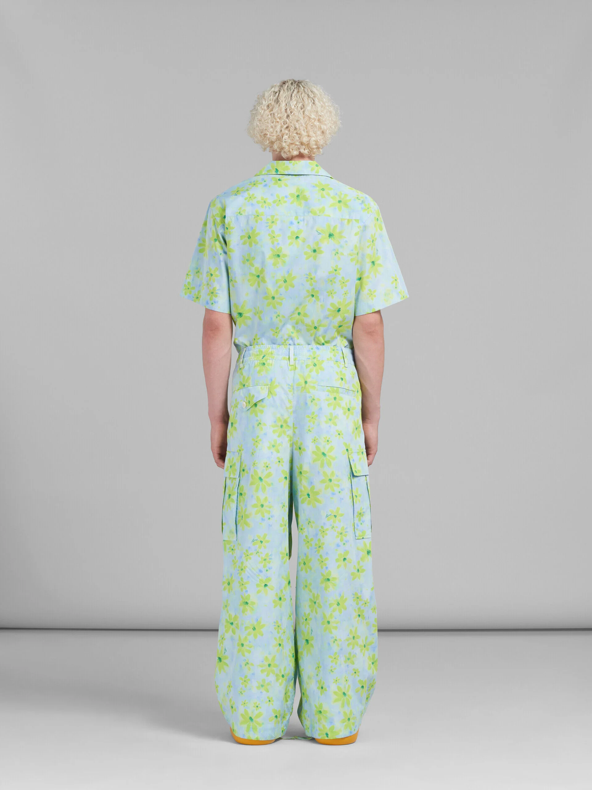 MARNI MEN'S AQUAMARINE FLORAL WIDE-LEG CARGO TROUSERS - Image 3