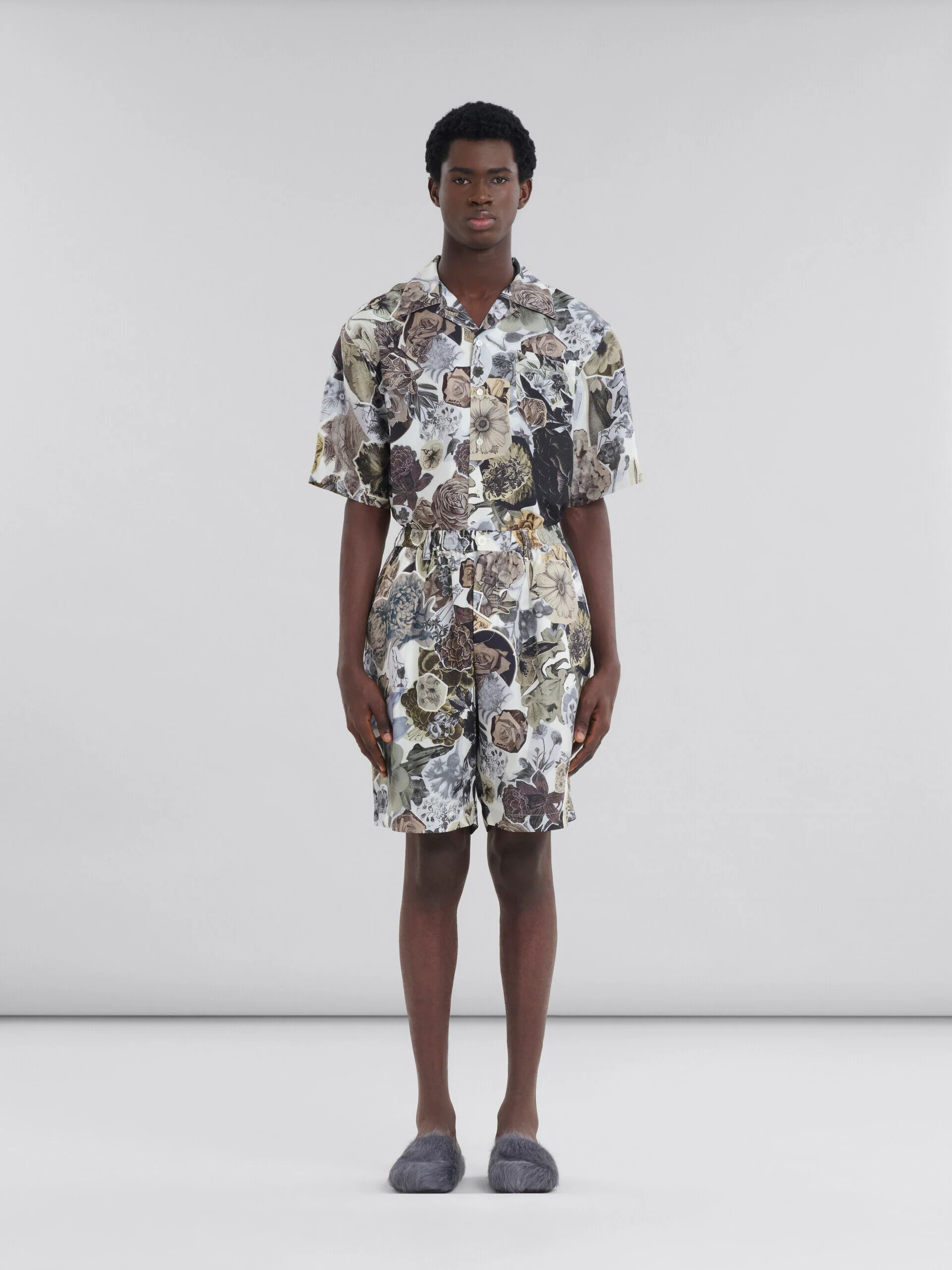 MARNI MEN'S FLORAL PRINT TAILORED SHORTS - Image 2