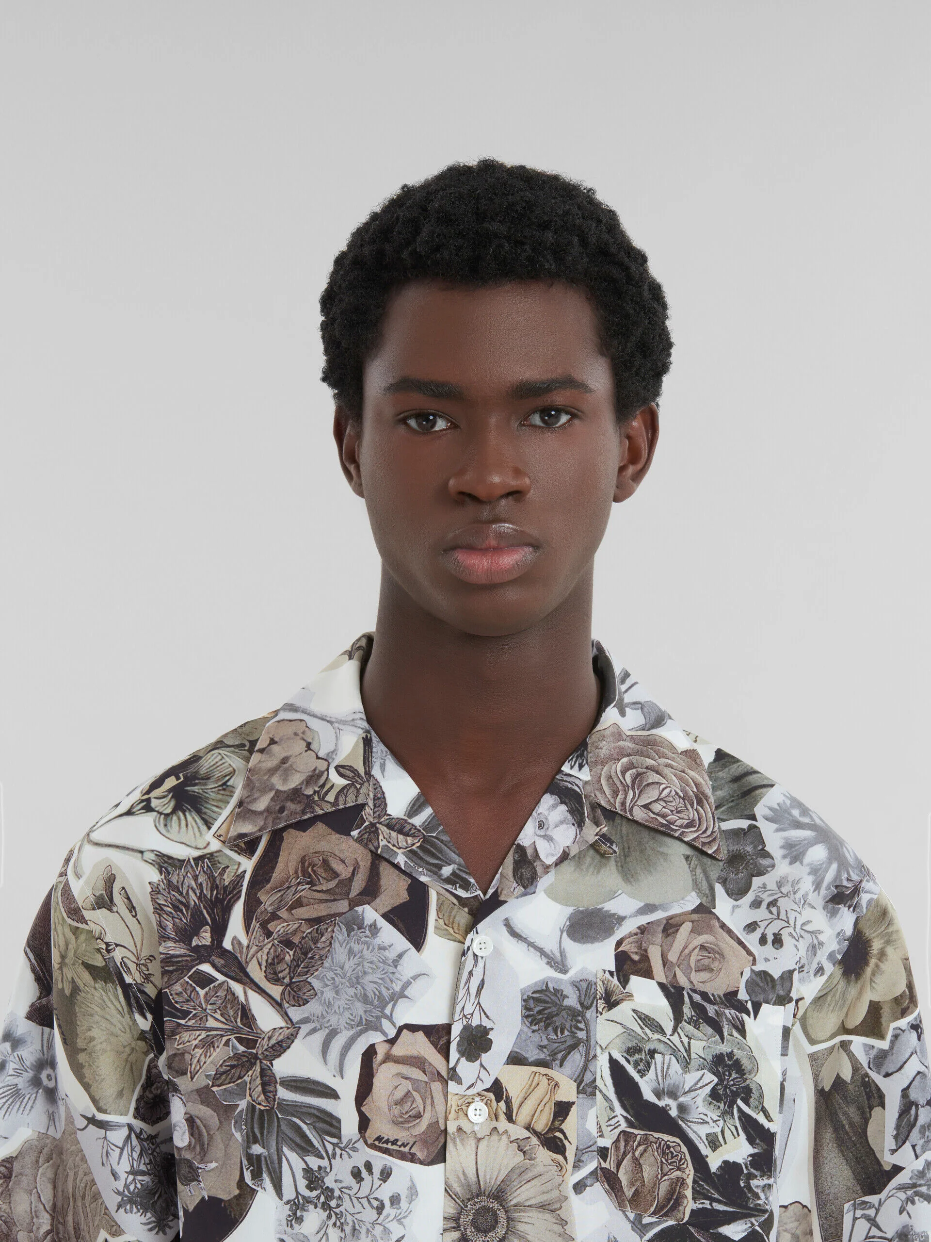 MARNI MEN'S FLORAL PRINT TAILORED SHORTS - Image 4