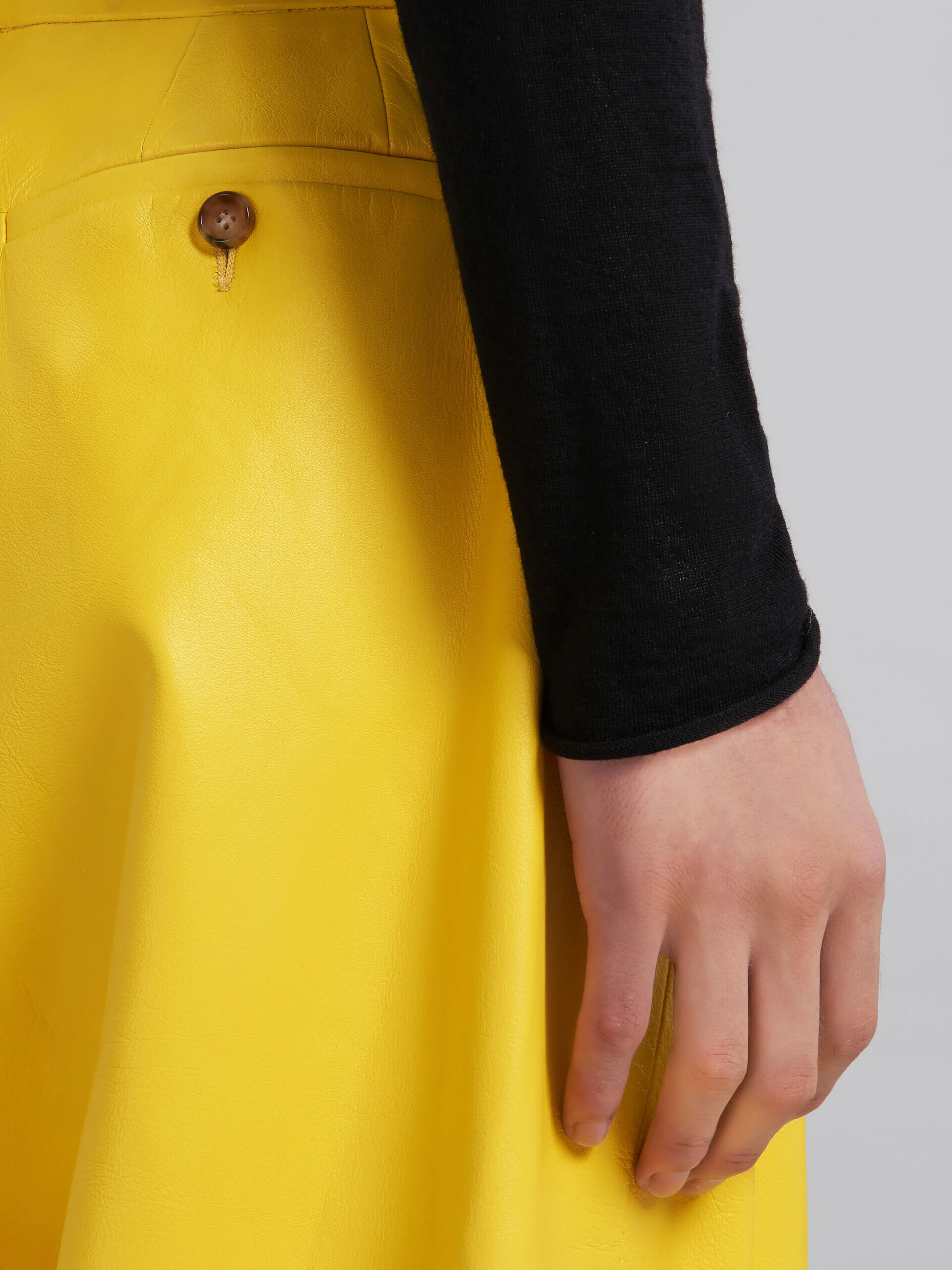 MARNI MEN'S YELLOW WIDE-LEG TROUSERS - Image 4