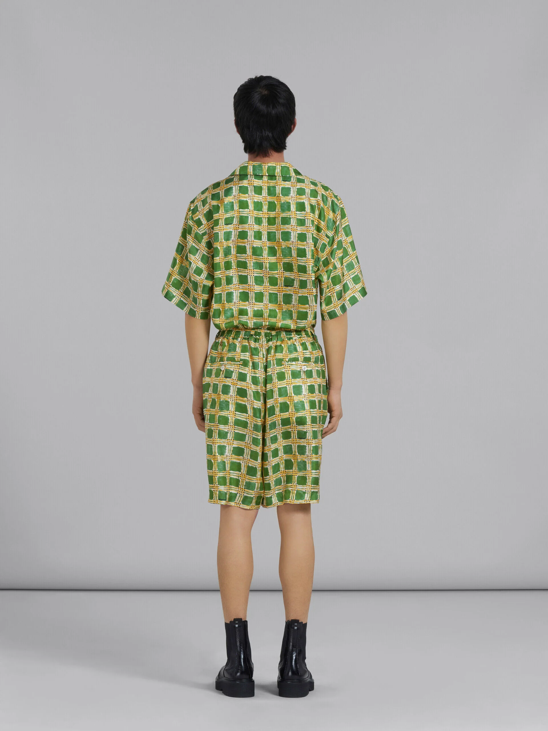 MARNI MEN'S GREEN YELLOW CHECKERED TAILORED SHORTS - Image 3