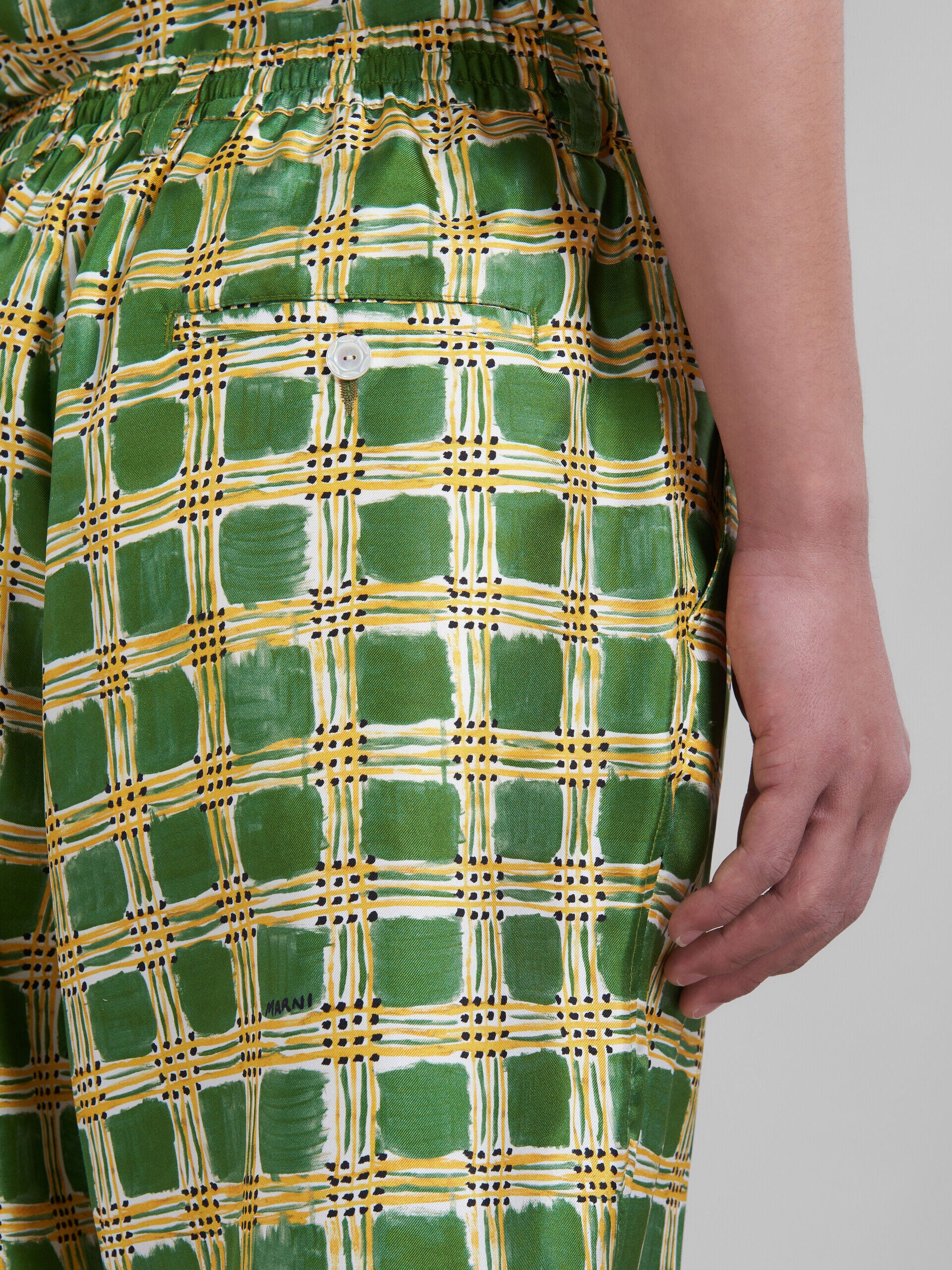 MARNI MEN'S GREEN YELLOW CHECKERED TAILORED SHORTS - Image 4