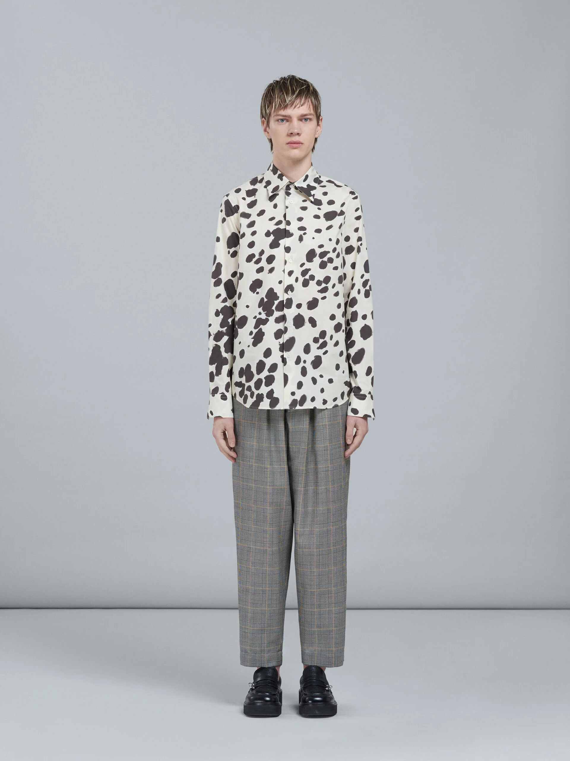 MARNI MEN'S GRAY PLAID PLEATED TROUSERS - Image 2