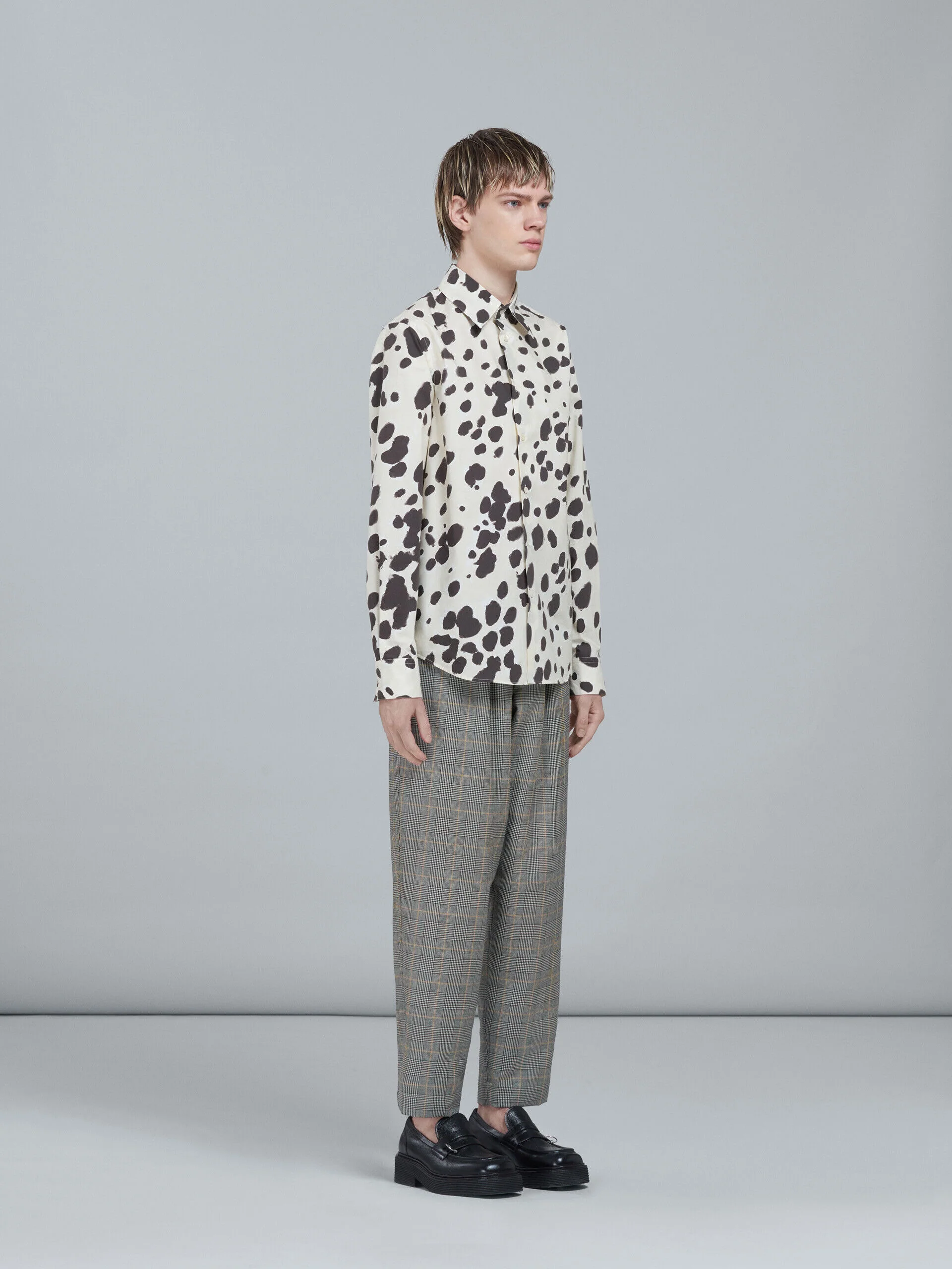 MARNI MEN'S GRAY PLAID PLEATED TROUSERS - Image 5