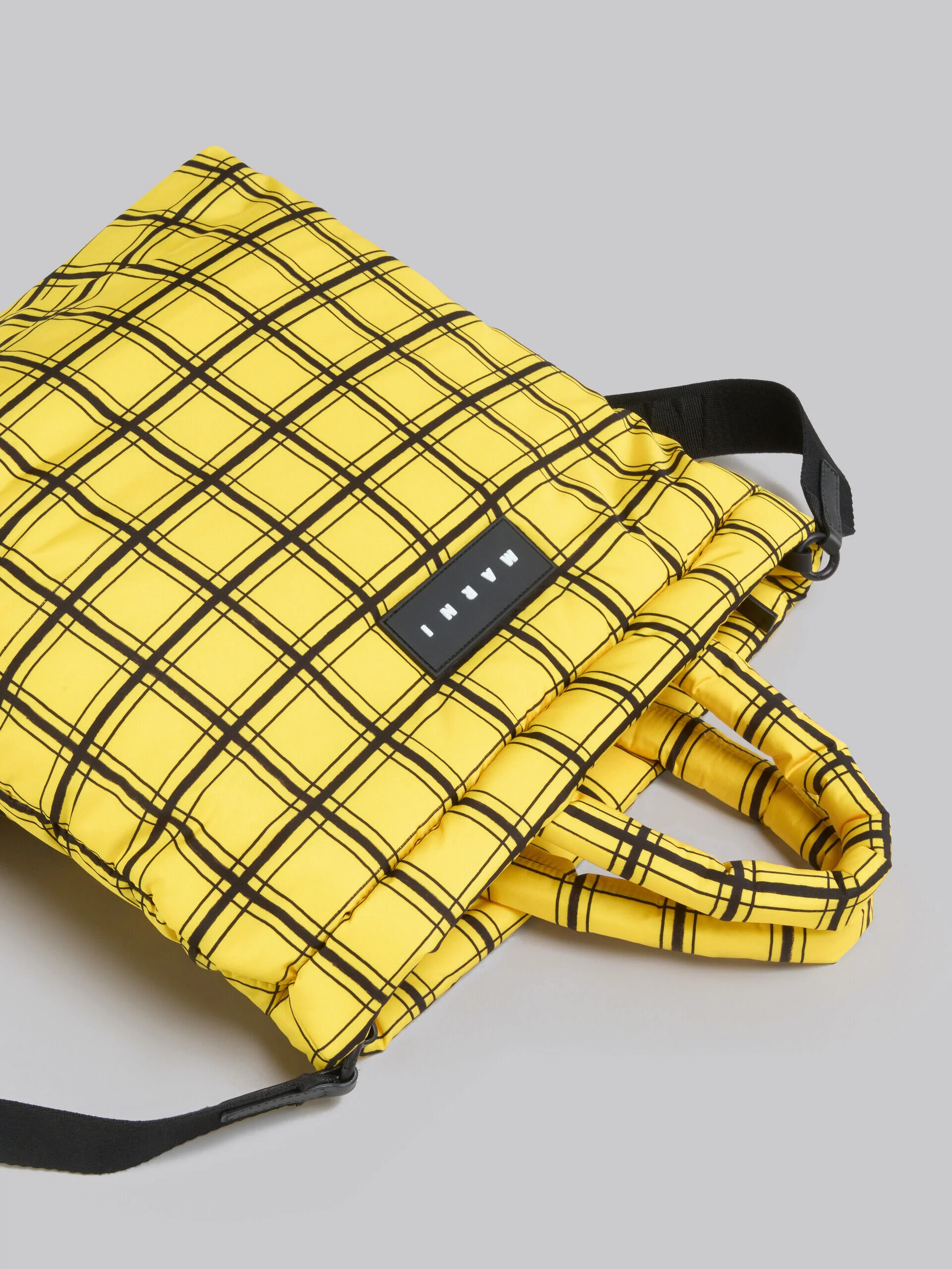 MARNI WOMEN'S YELLOW PLAID TOTE BAG - Image 5