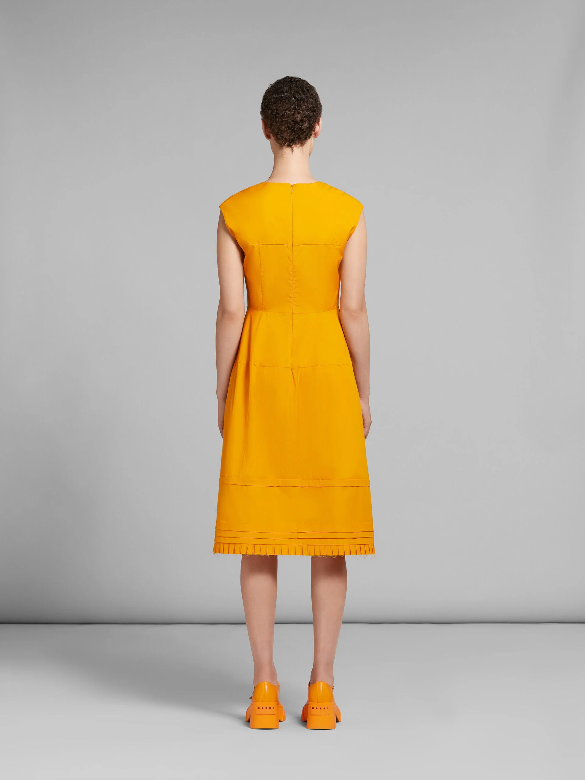 MARNI WOMEN'S LIGHT ORANGE SLEEVELESS MIDI DRESS - Image 3