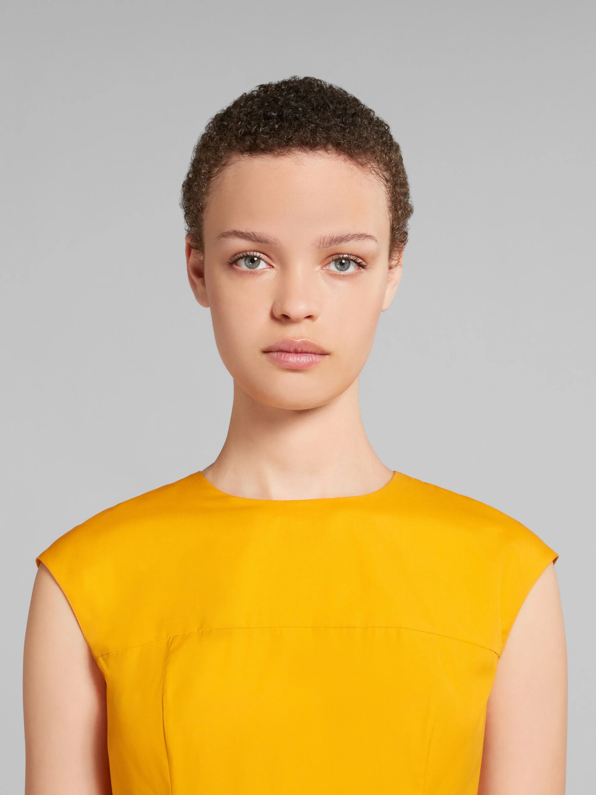 MARNI WOMEN'S LIGHT ORANGE SLEEVELESS MIDI DRESS - Image 4