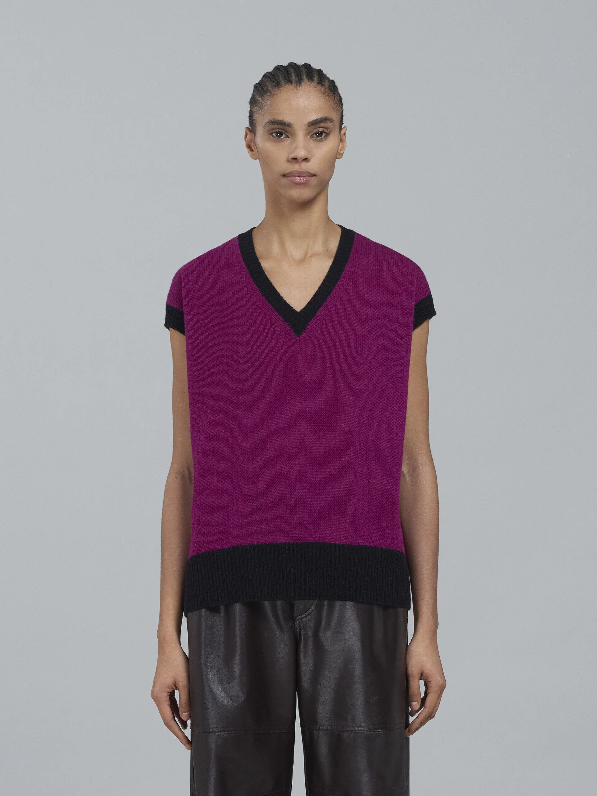 MARNI WOMEN'S DEEP ROSE V-NECK SLEEVELESS SWEATER - Image 2