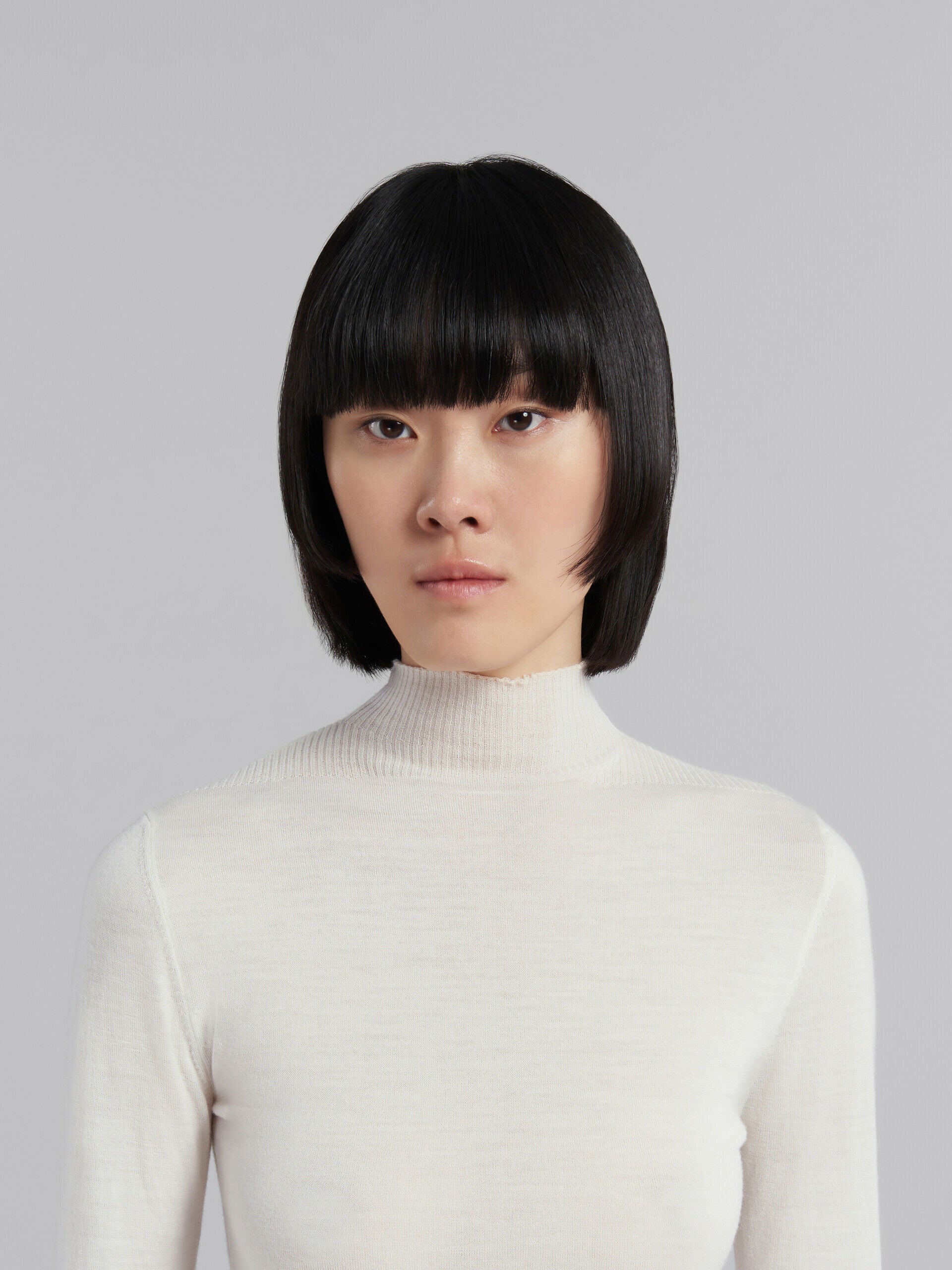 MARNI WOMEN'S LILY WHITE FITTED TURTLENECK SWEATER - Image 4