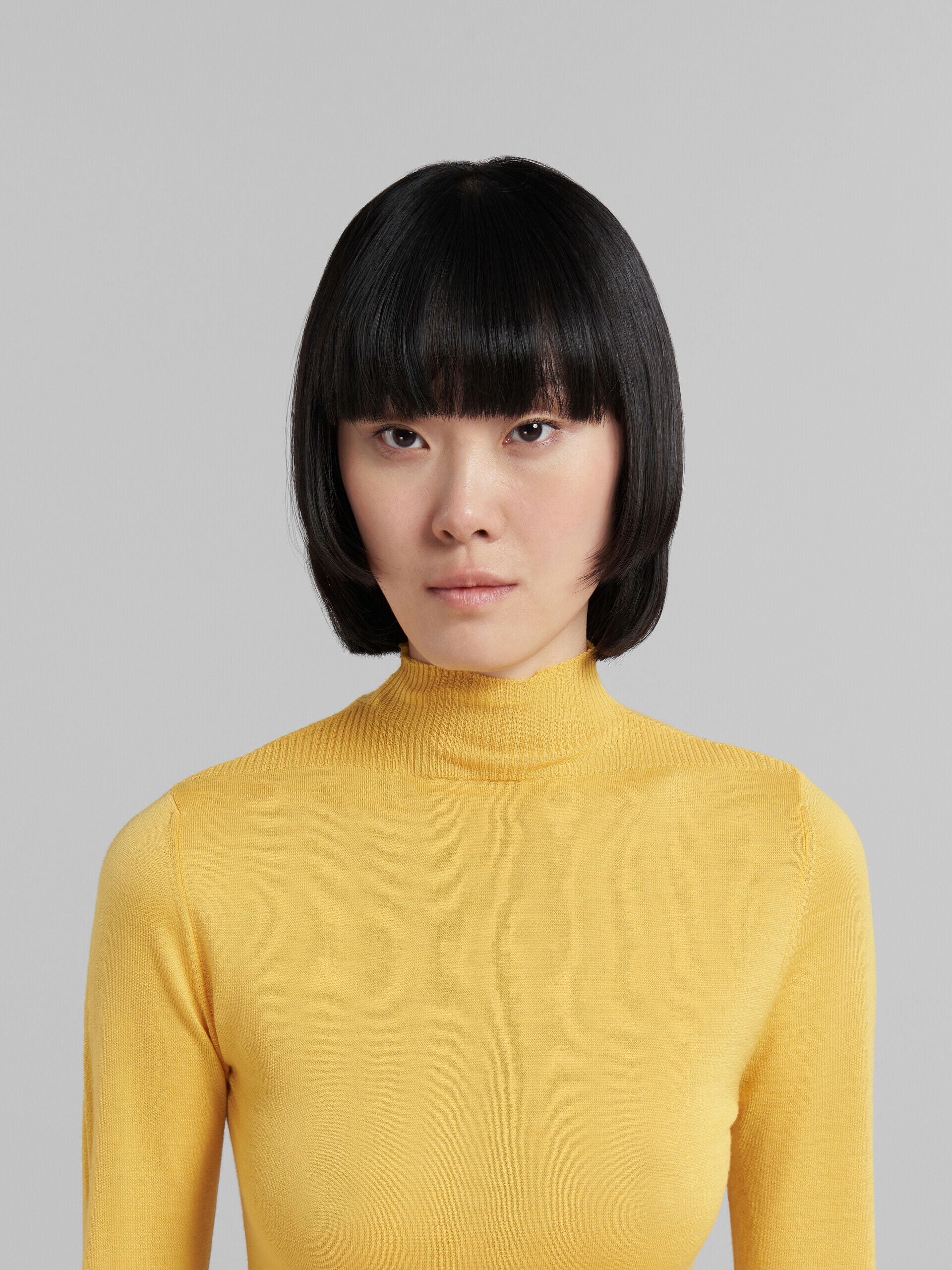 MARNI WOMEN'S MAIZE MOCK NECK FITTED SWEATER - Image 4