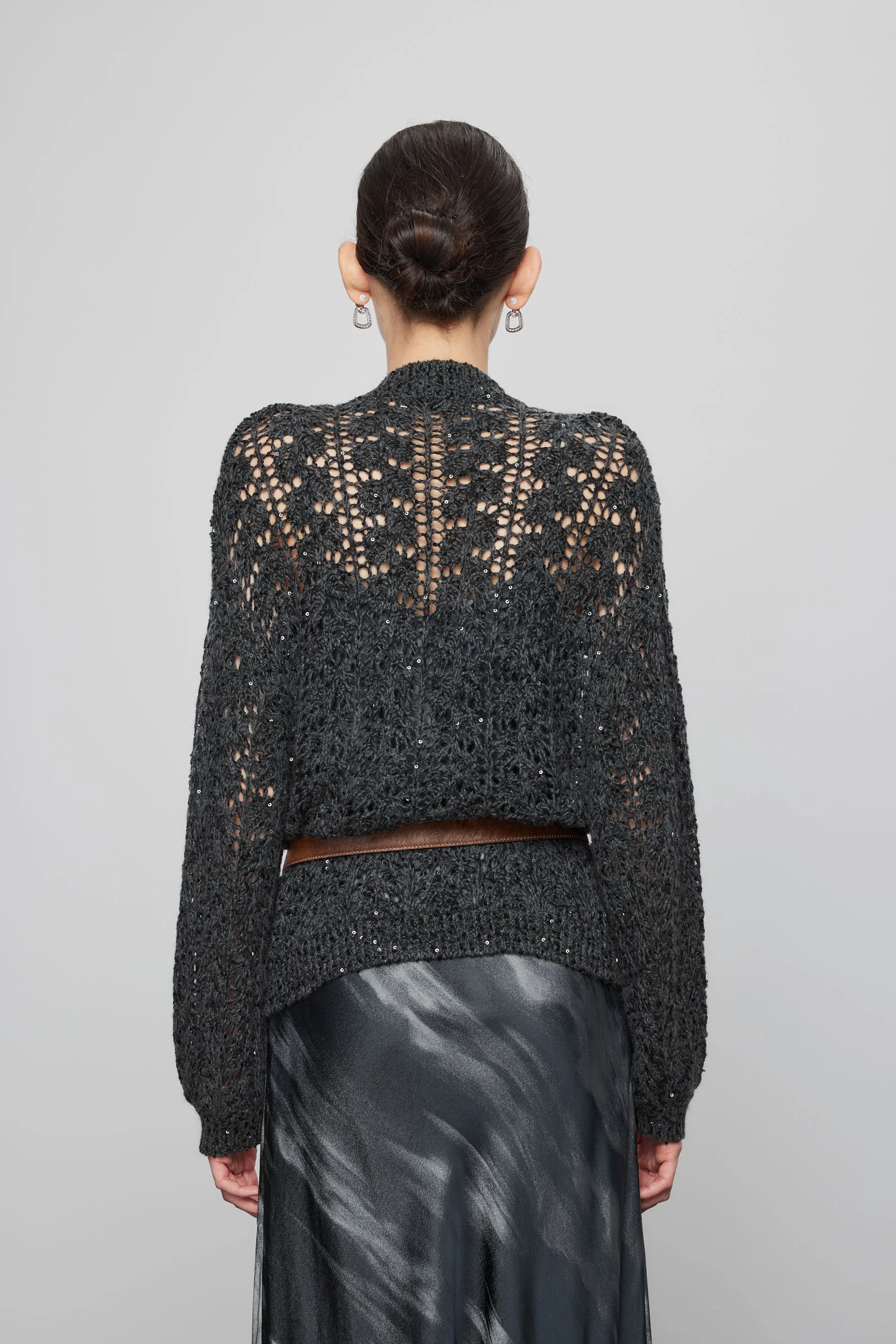 Max Simple Artisanal Crochet Cashmere Cardigan_Dark Grey - Image 4
