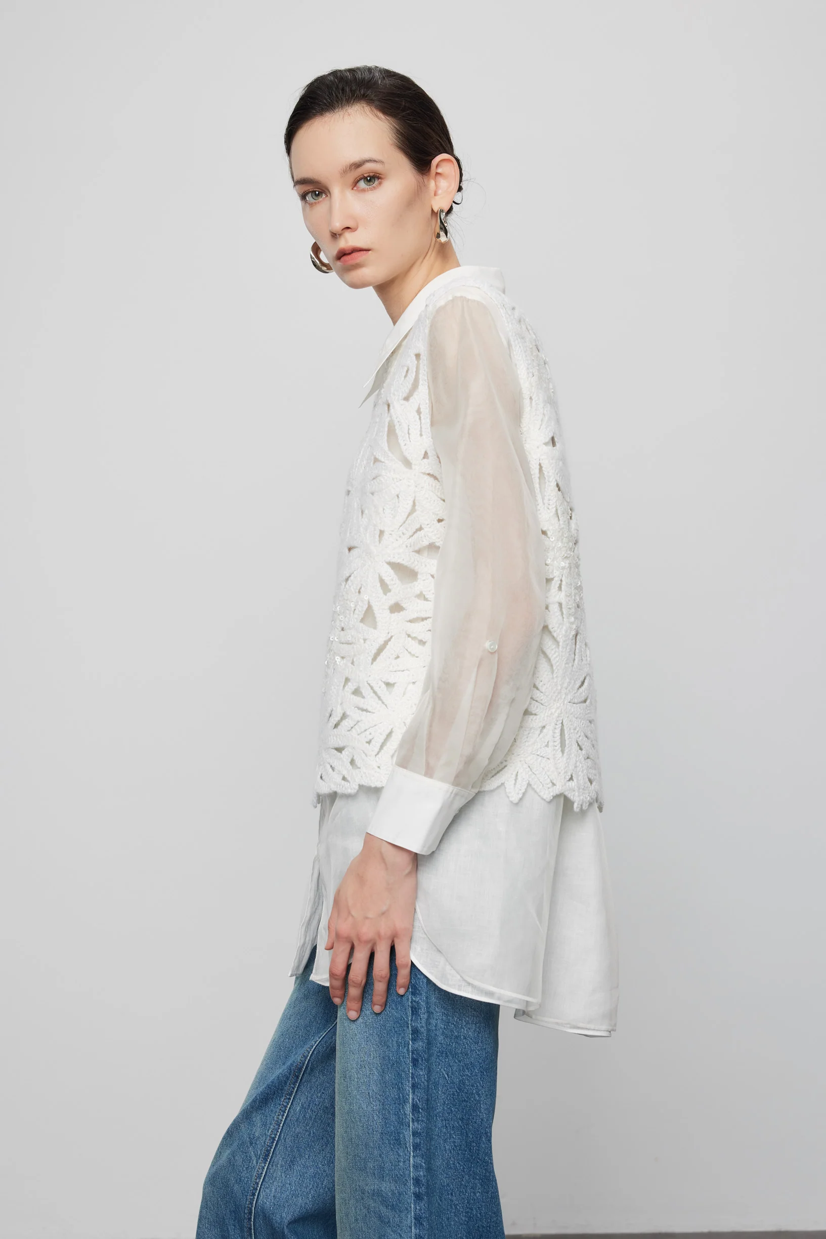 Max Simple Beaded Crochet  Vest White - Image 3