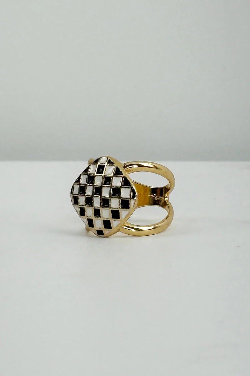 Max Simple Checkerboard Scarf Ring Black