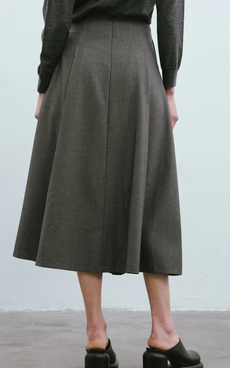 Max Simple Fitted Waist Pleated Skirt Grey - Image 4