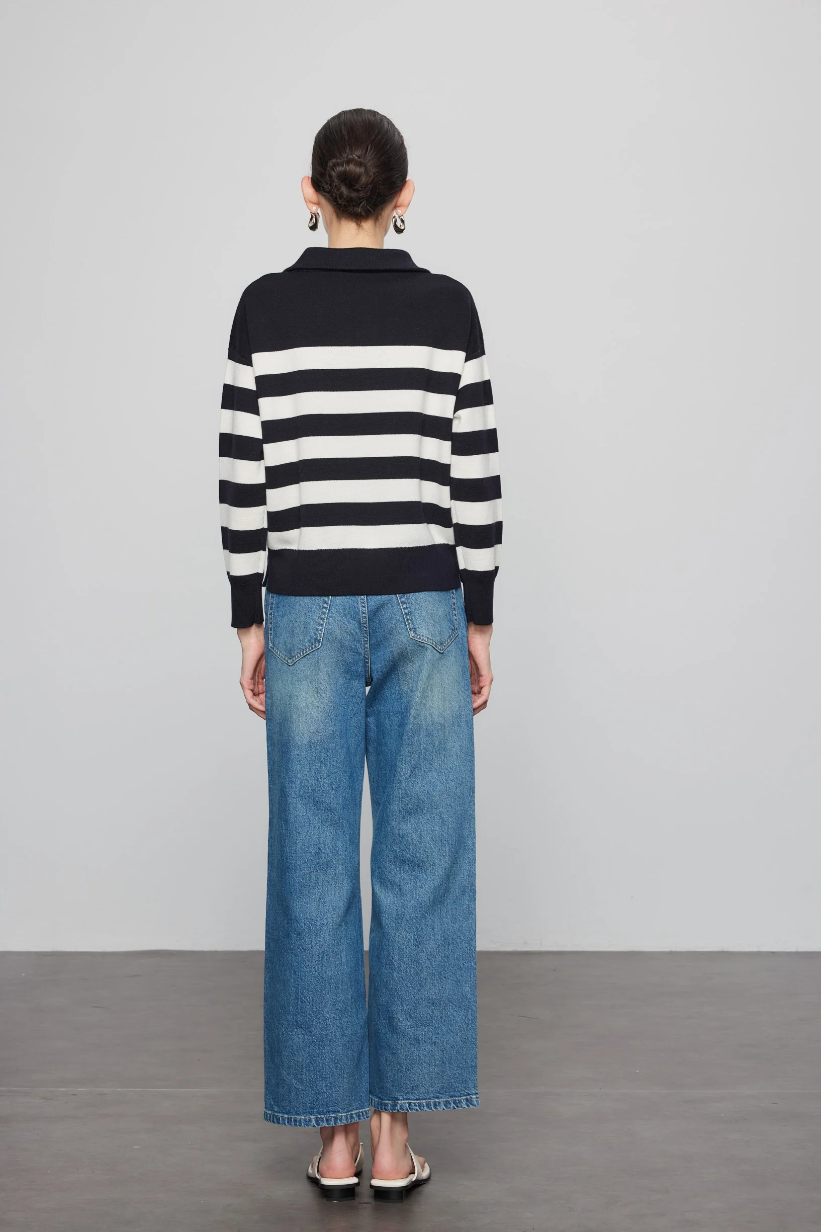 Max Simple Half-Zip Striped Wool Pullover Navy And White - Image 3