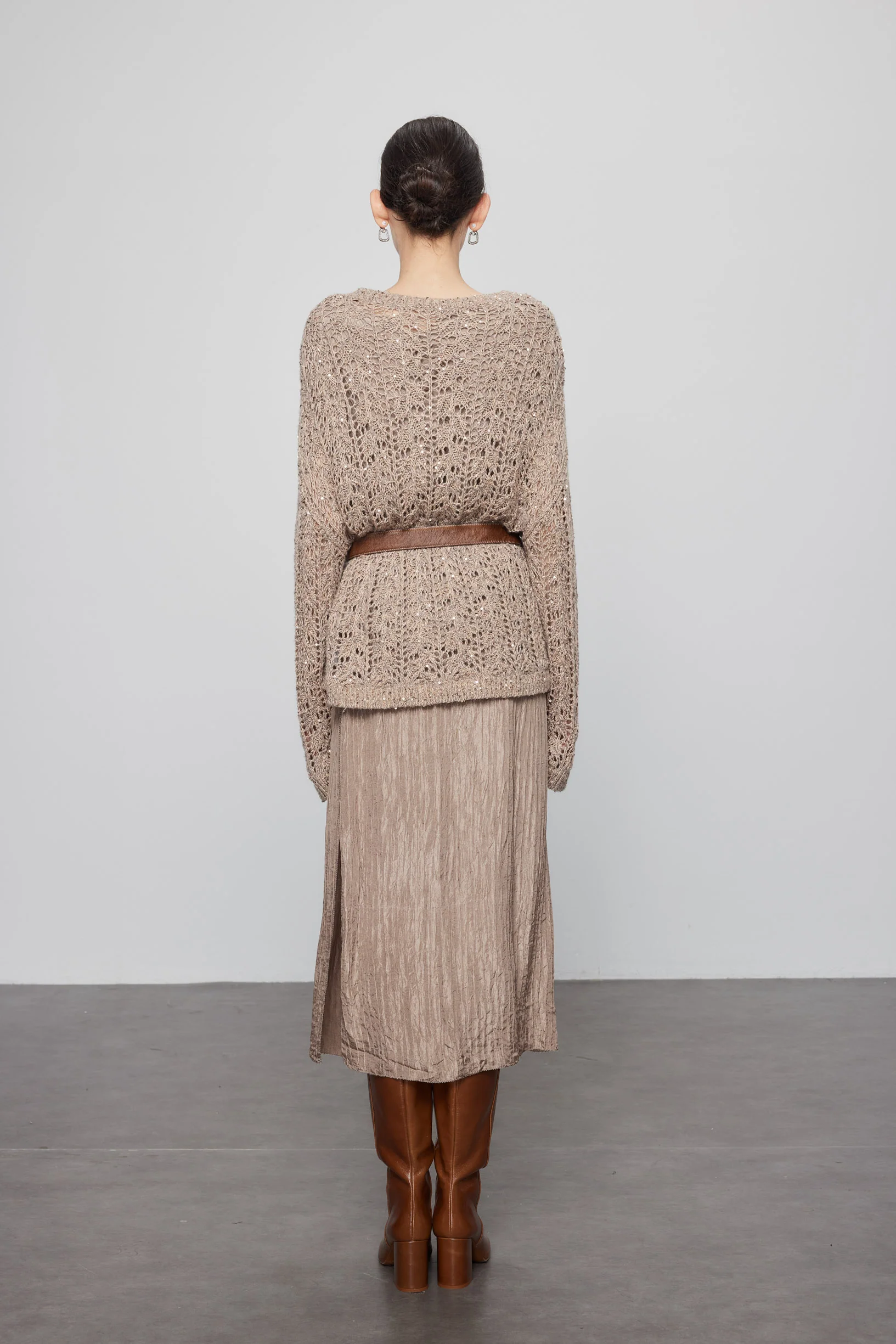 Max Simple Hand-Beaded Cashmere Pullover_Oatmeal - Image 4