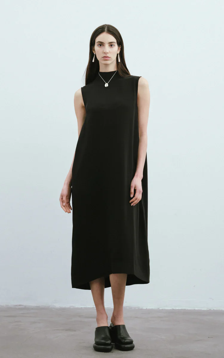 Max Simple Heavy Silk Crepe Dress Black