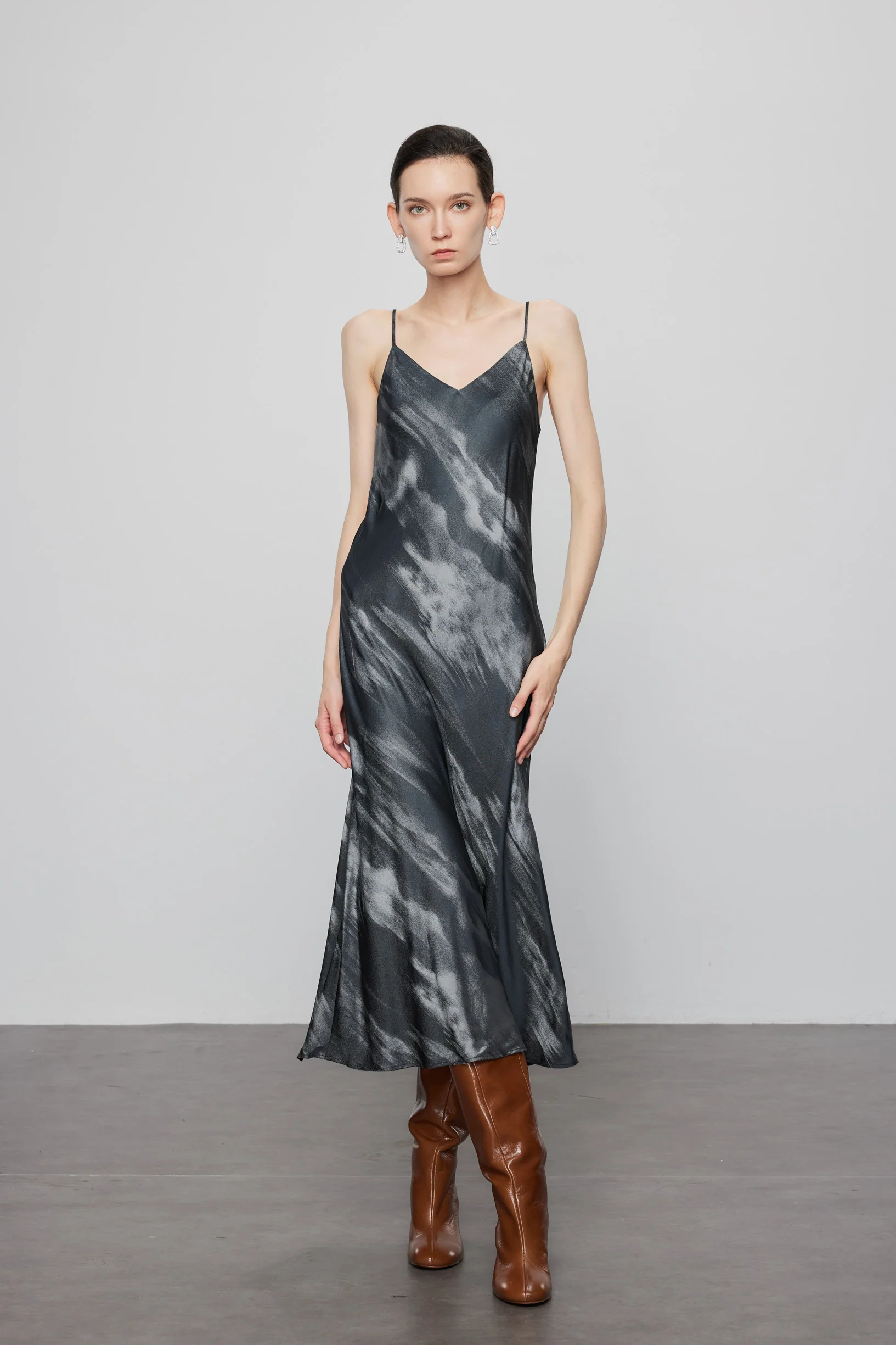 Max Simple Landscape Watercolor Print Silk Slip Dress Black