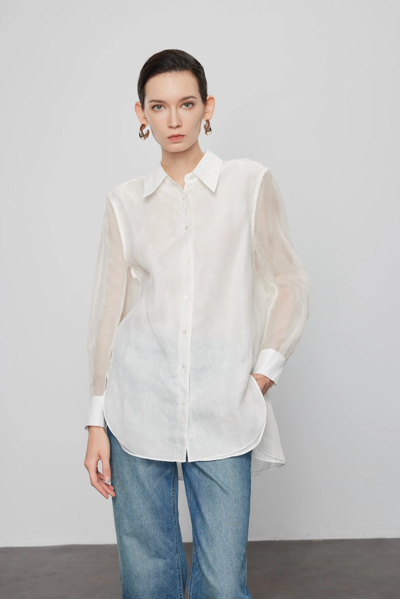 Max Simple Linen and Silk Reversible Shirt Black - Image 3