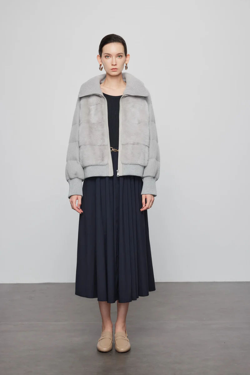 Max Simple Mink Paneled Down Jacket Light Grey - Image 3