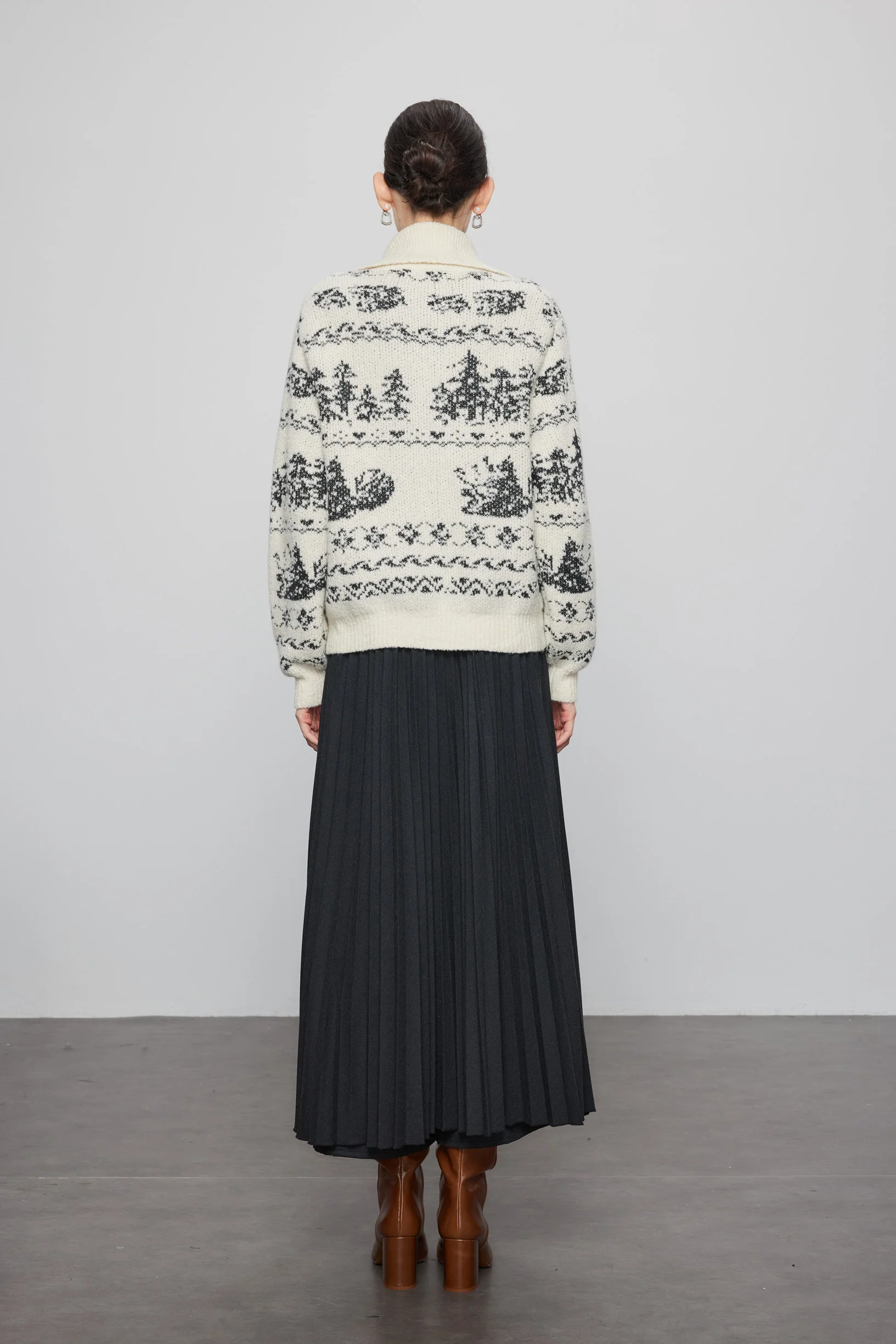 Max Simple Nordic Knit Cashmere Cardigan_White - Image 3