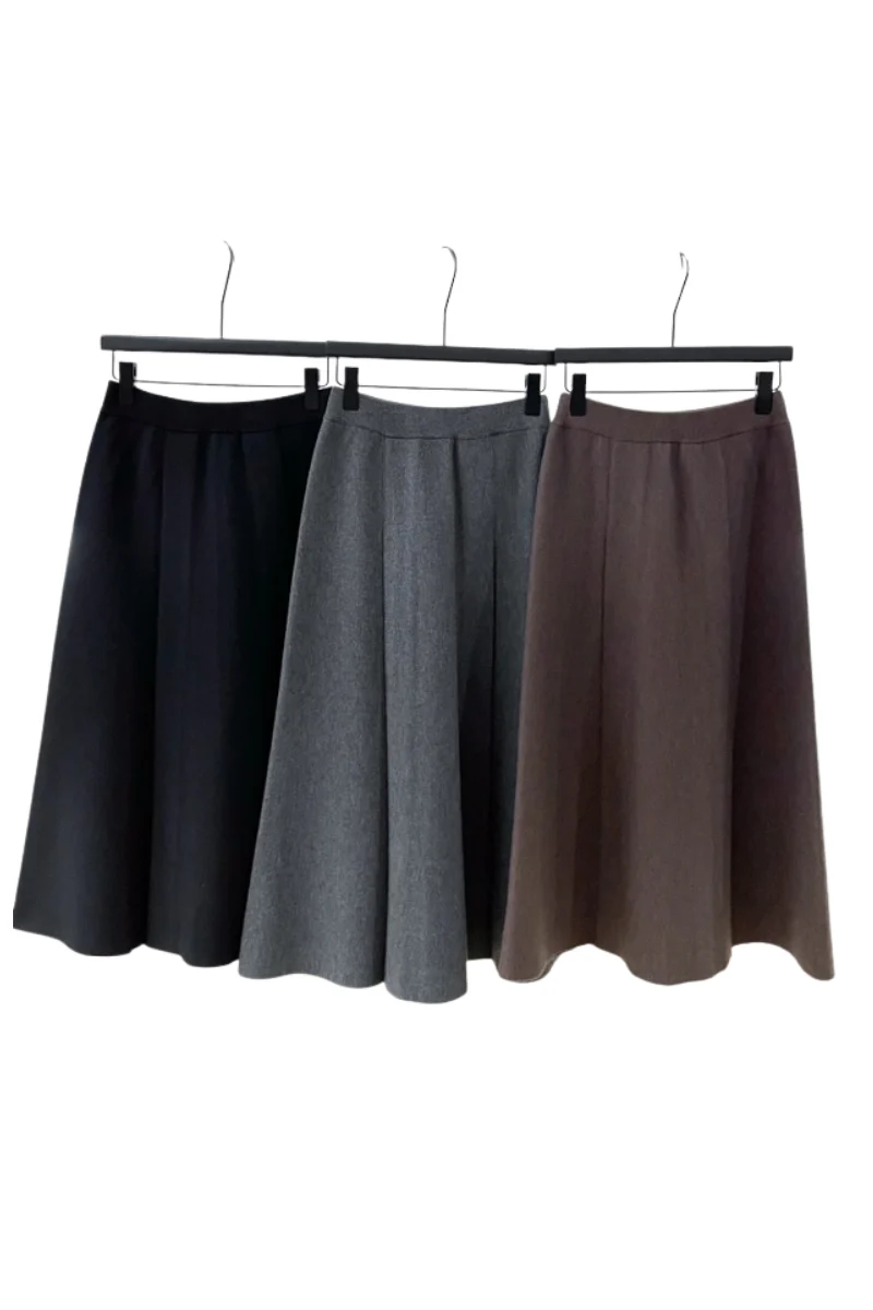 Max Simple Pleated Wool Skirt Grey