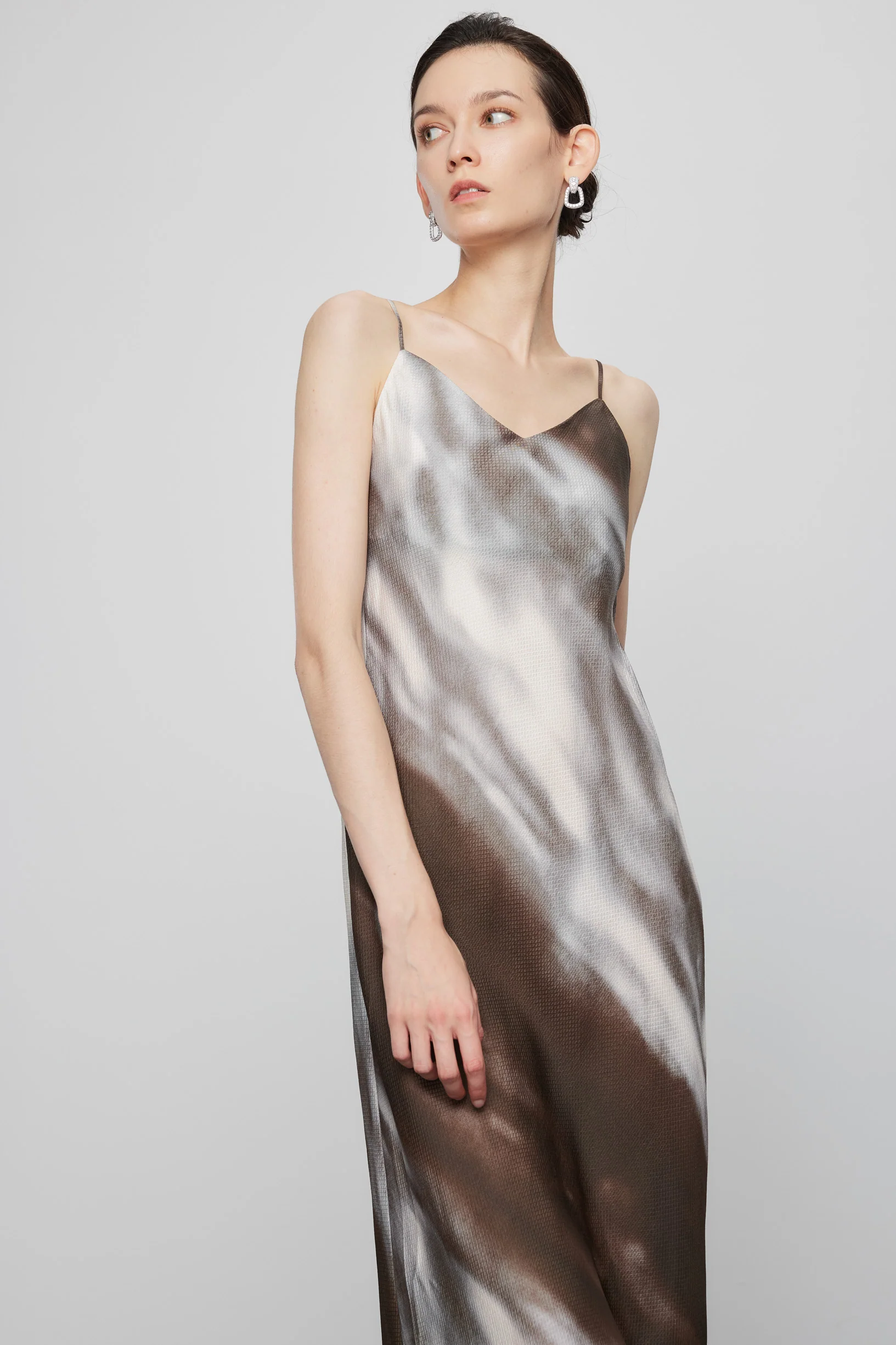 Max Simple Tie-Dyed Silk Slip Dress Mocca - Image 3