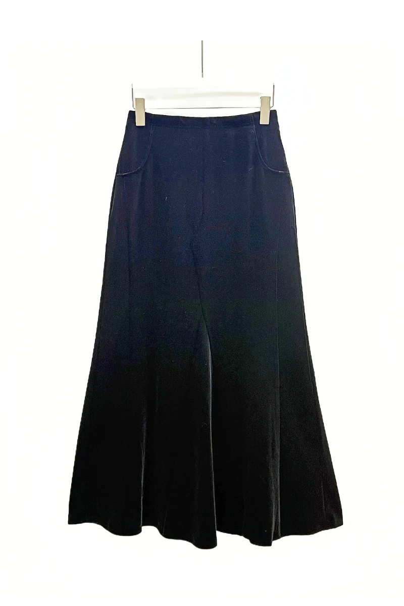 Max Simple Velvet Mermaid Skirt Black