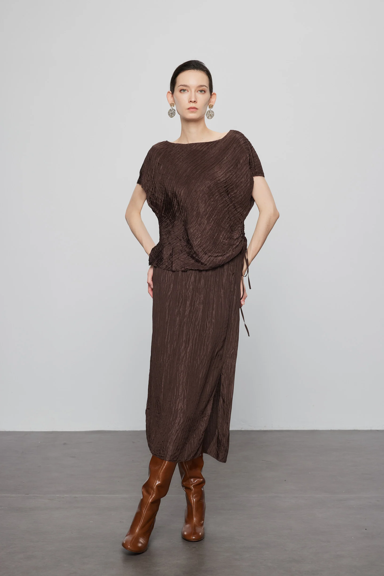 Max Simple Woodgrain Pleated Silk Skirt Brown - Image 2