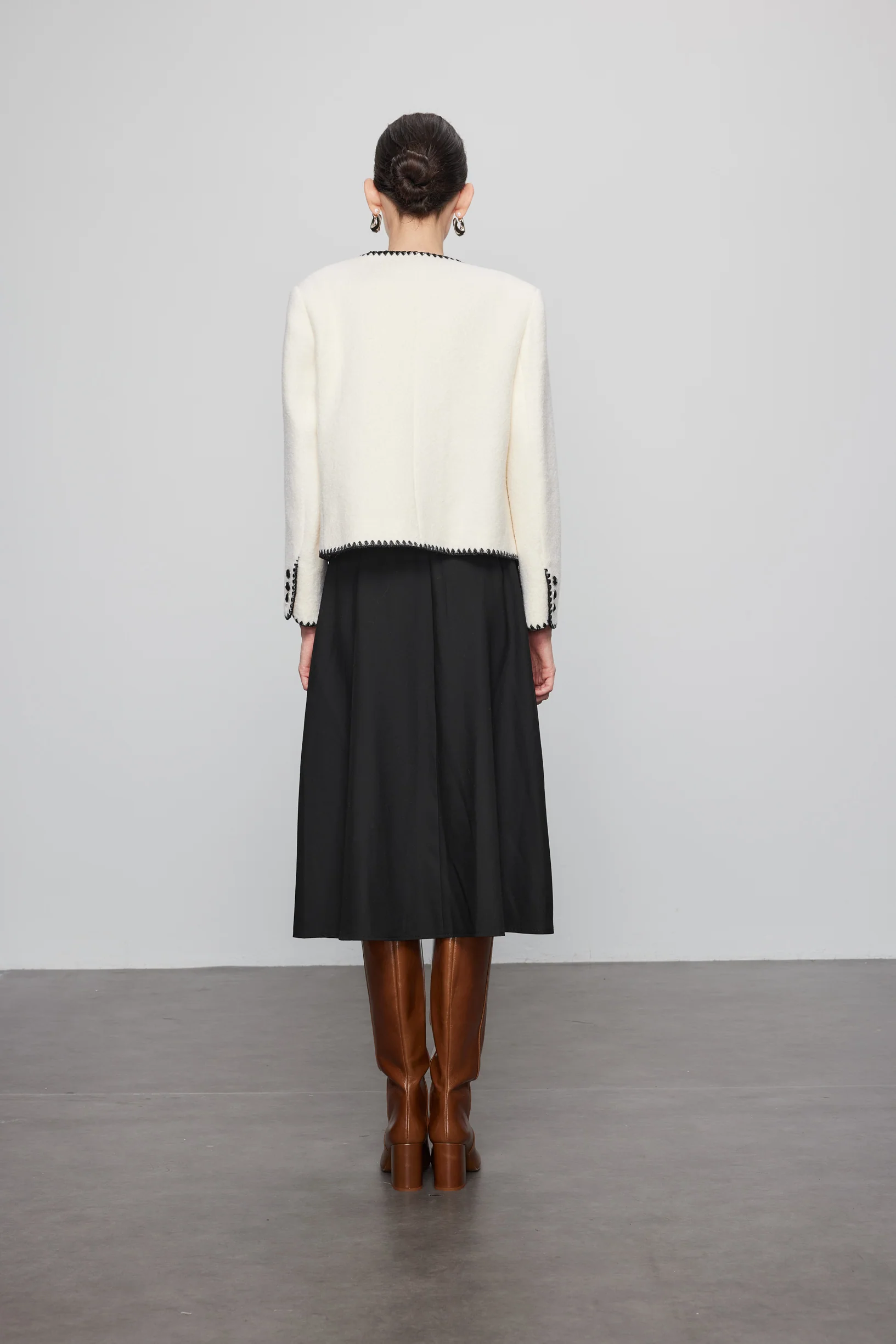 Max Simple Wool Jacket with Zigzag Trim White - Image 2