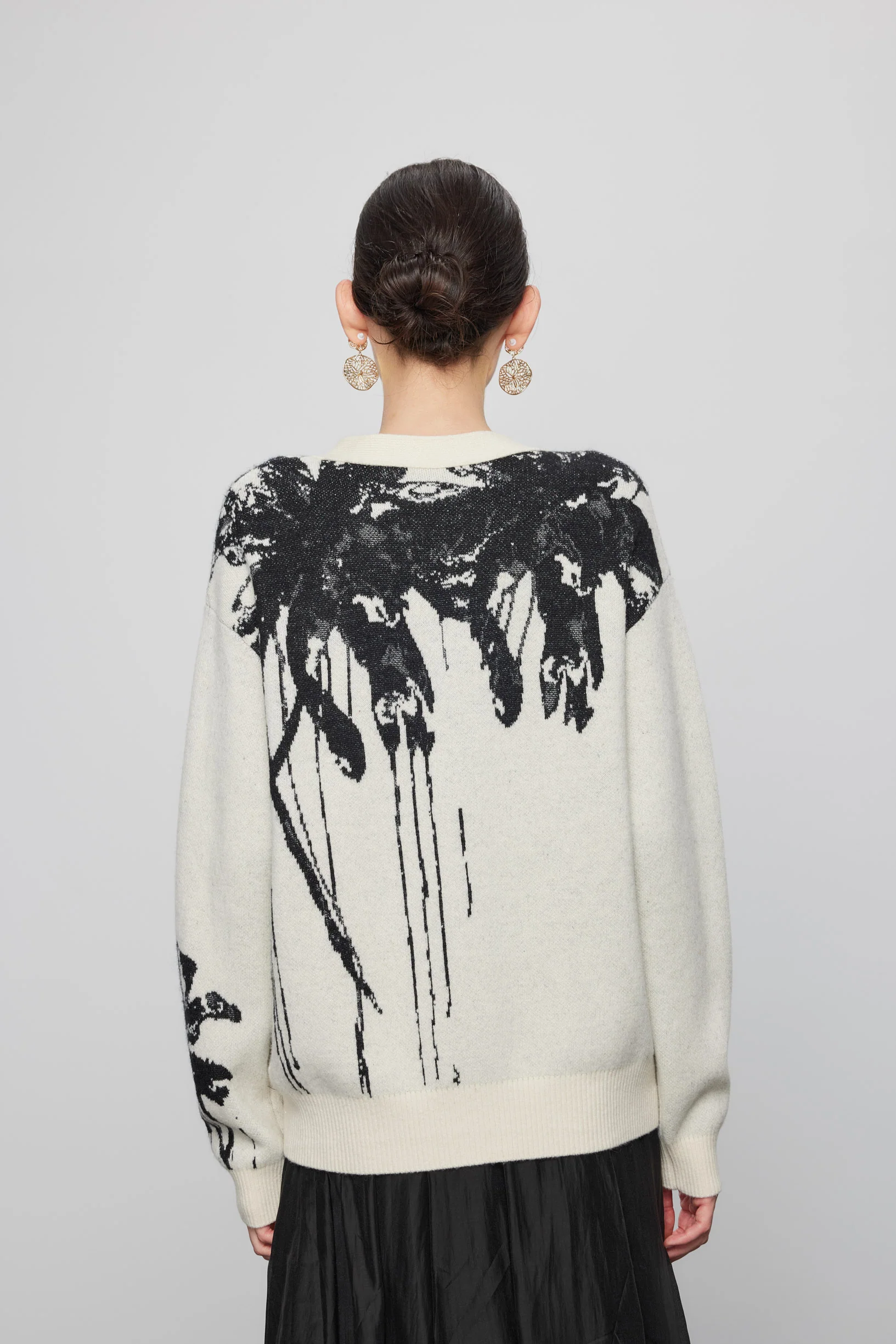 Max Simple Wool-Yak Blend Jacquard Cardigan_Black And White - Image 3