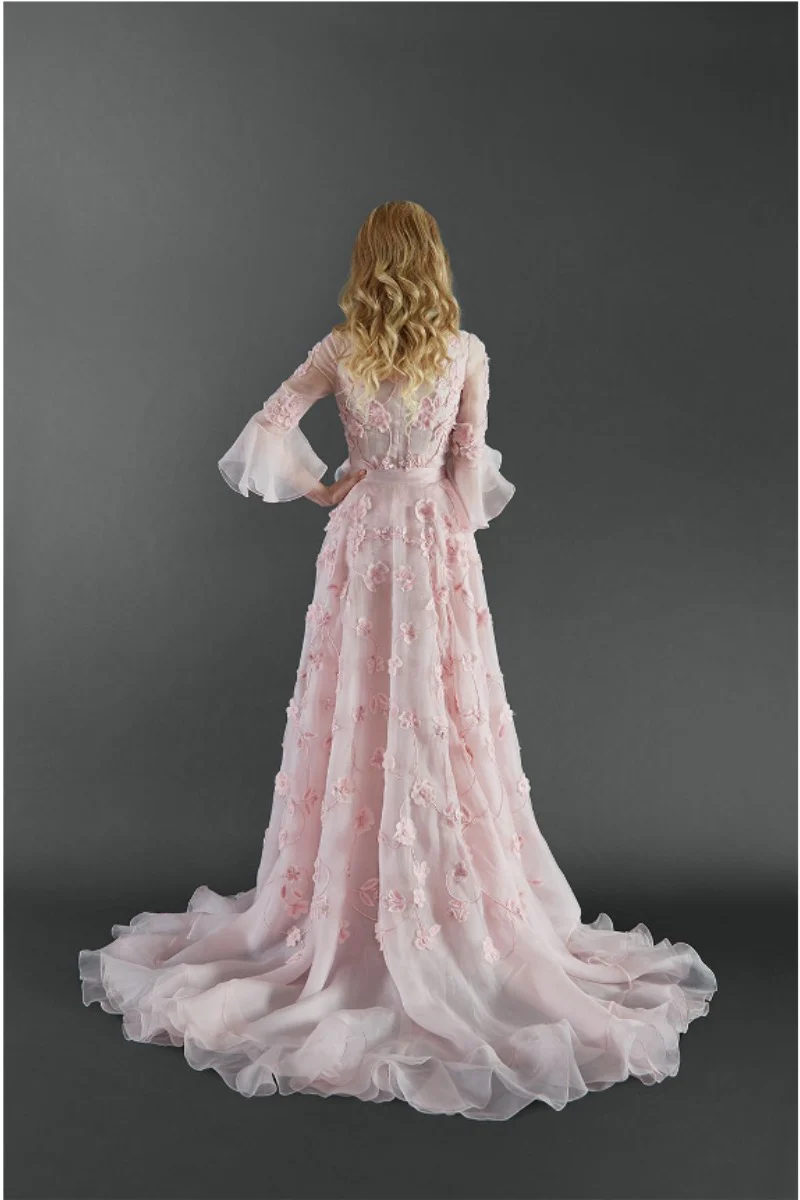 RJ Floral Gown
BRW18-3182-S
RJ Floral Gown
BRW18-3182-S - Image 3