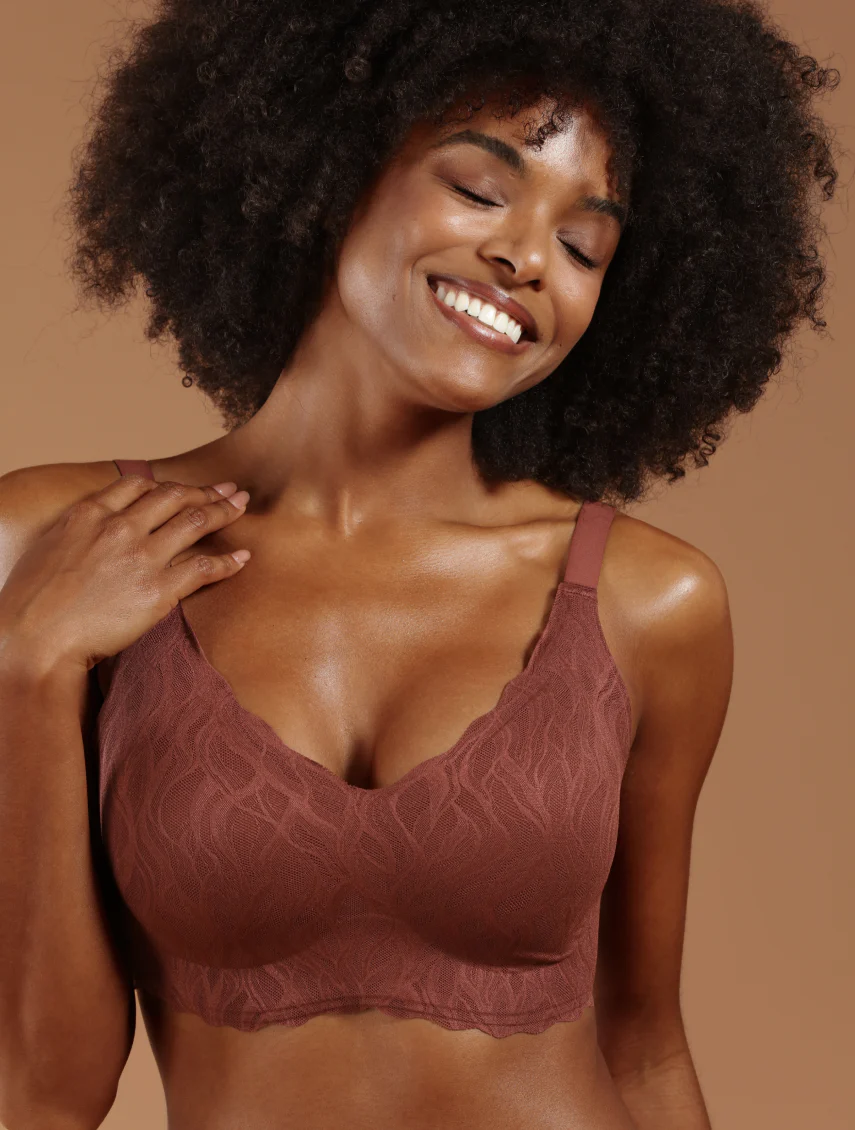 Seamless Wireless V-Neck Bra with Classic Stretch Lace - Image 5