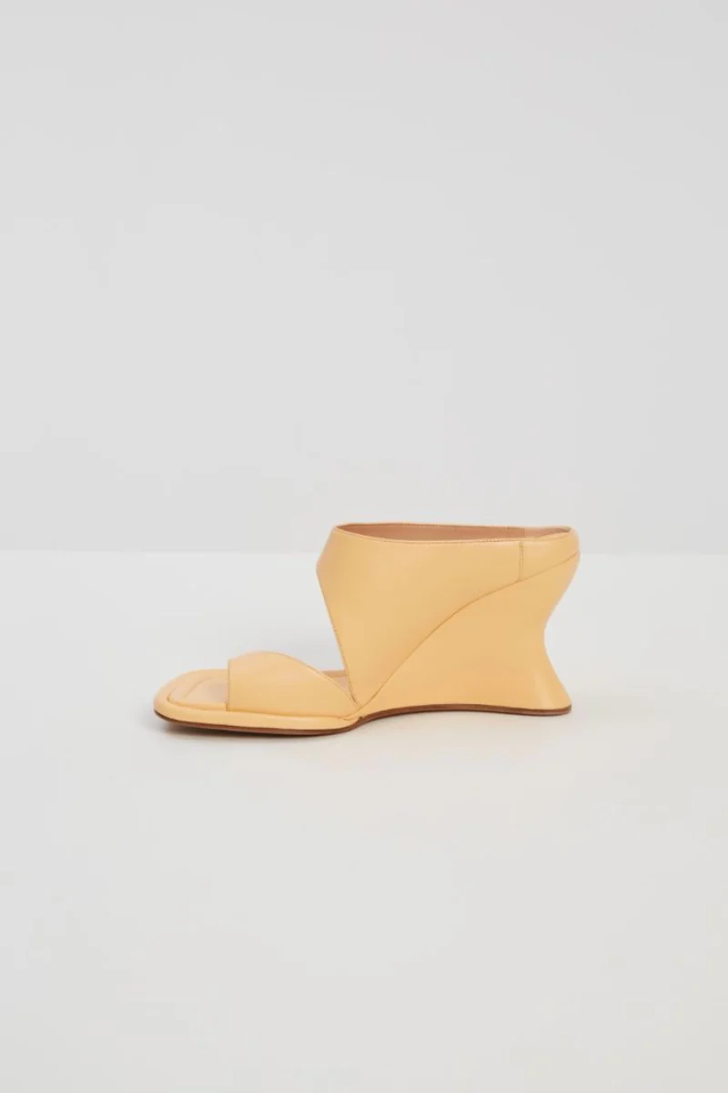 Sportmax  CARACAS Leather Wedge Flip Flops - Image 3