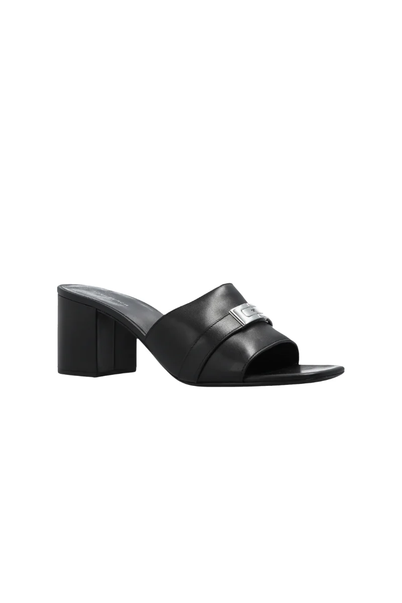Tory Burch Leelee Heeled Mule
Perfect Black 181952-004