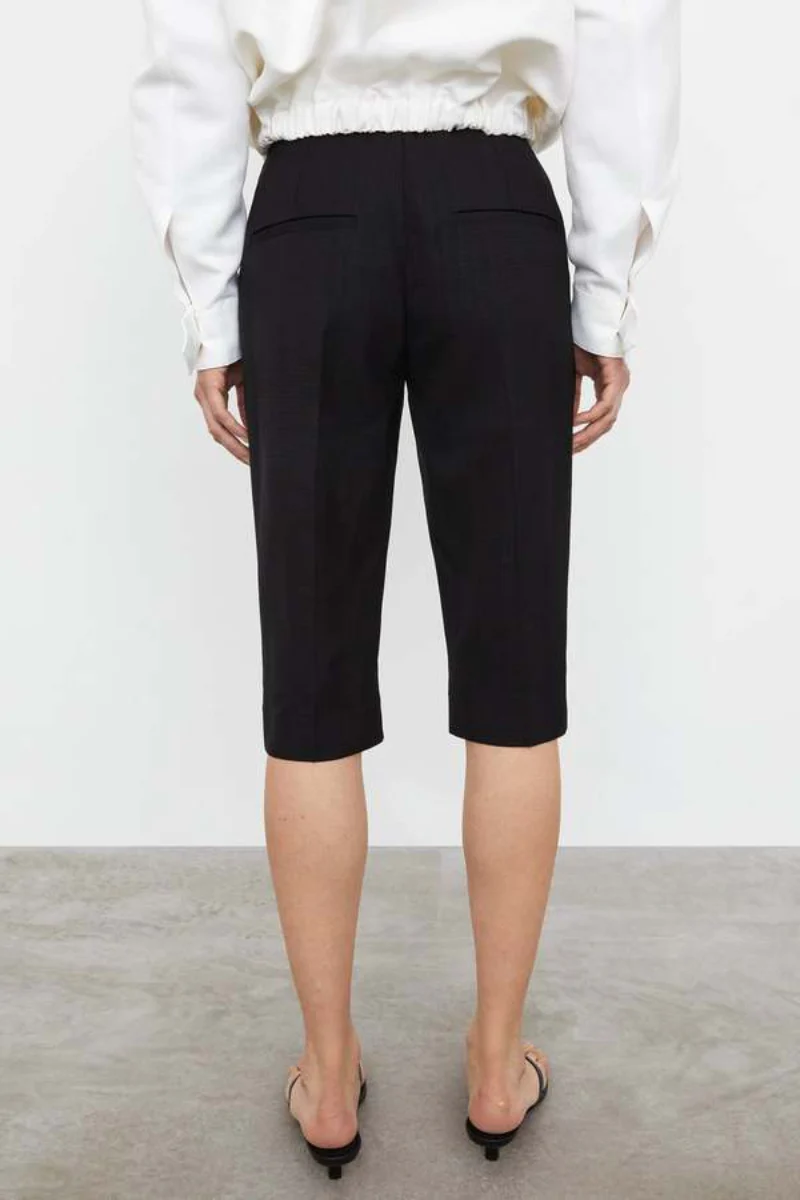 Toteme Viscose City Shorts 213-219-709 - Image 3