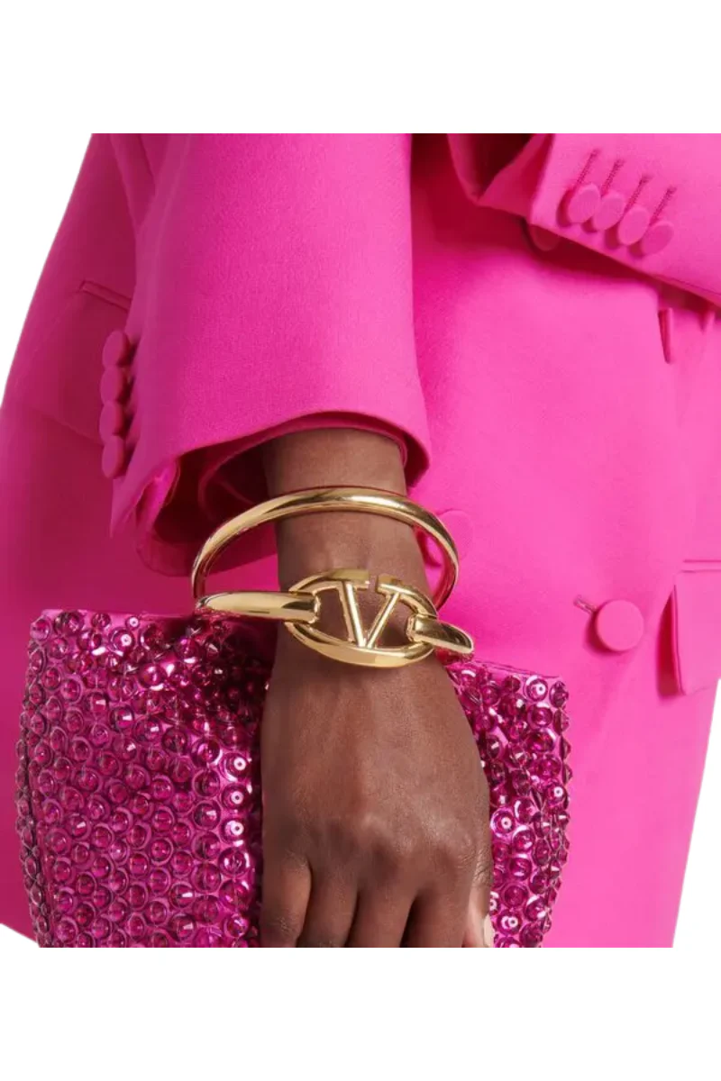 Valentino Garavani Carry Secrets Small embellished bucket bag in Fucsia - Image 5