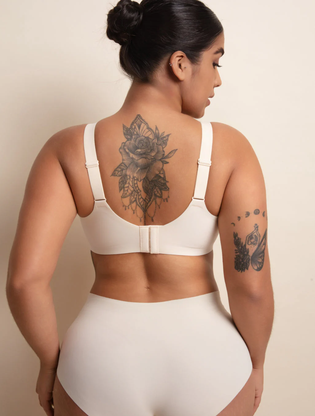 Zero Gravity Sculpt Plunge Mesh Bra - Image 5